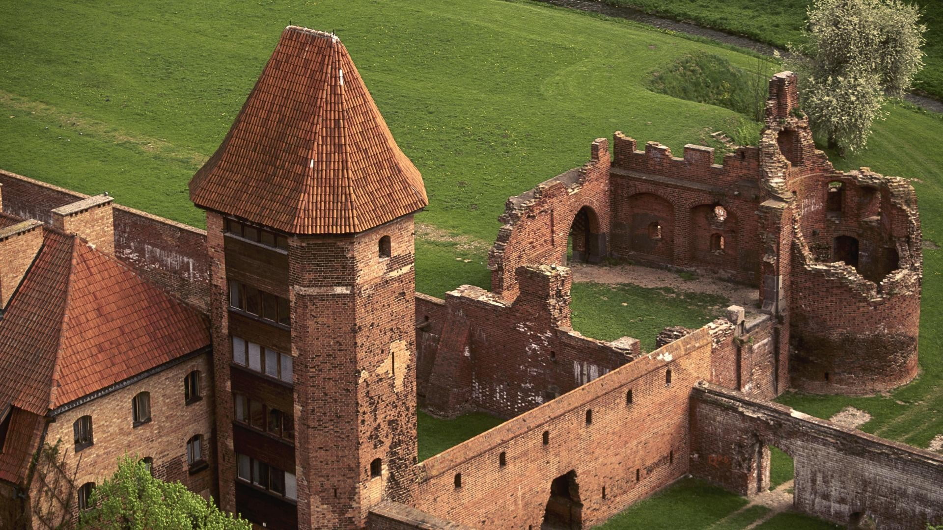 house, architecture, plant, built structure, concrete, tourism, bricks, nature, travel destinations, 1080P, building, castle, travel, ancient, old, the past, HD Wallpaper