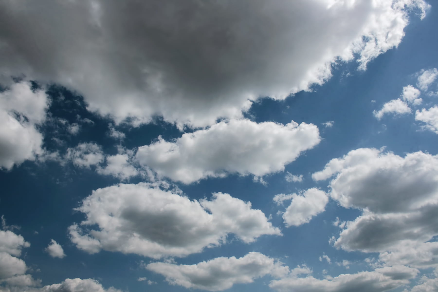 tranquil, beauty in nature, high, softness, nature, backgrounds, sunlight, day, beautiful, cloud, cumulus, bright, atmosphere, ozone, dom, outdoors, meteorology, HD Wallpaper