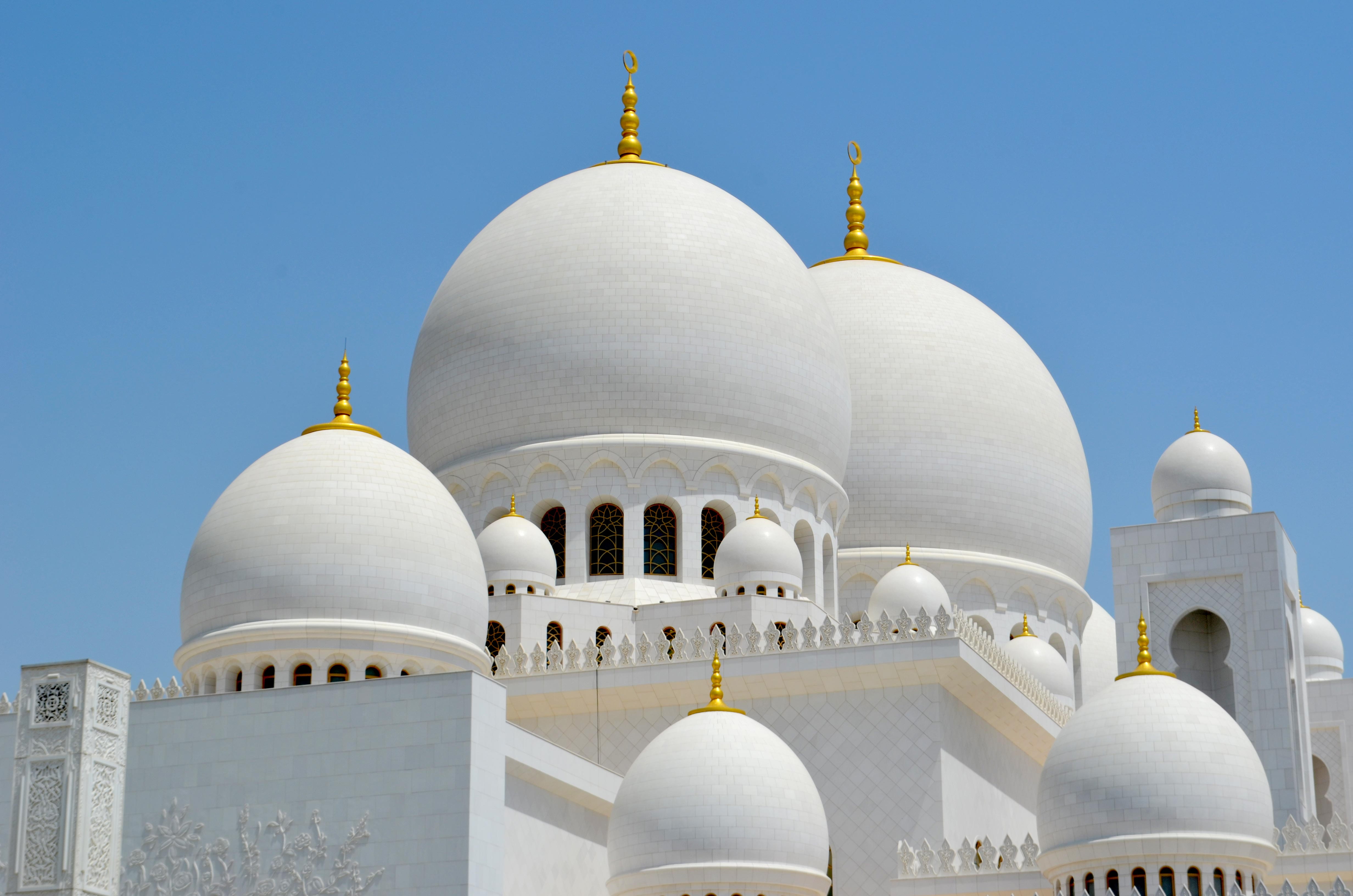 building exterior, spirituality, sheikh, sky, white, religion, mosque, travel, tourism, architecture, belief, blue, nature, wall, white color, temple, building, HD Wallpaper