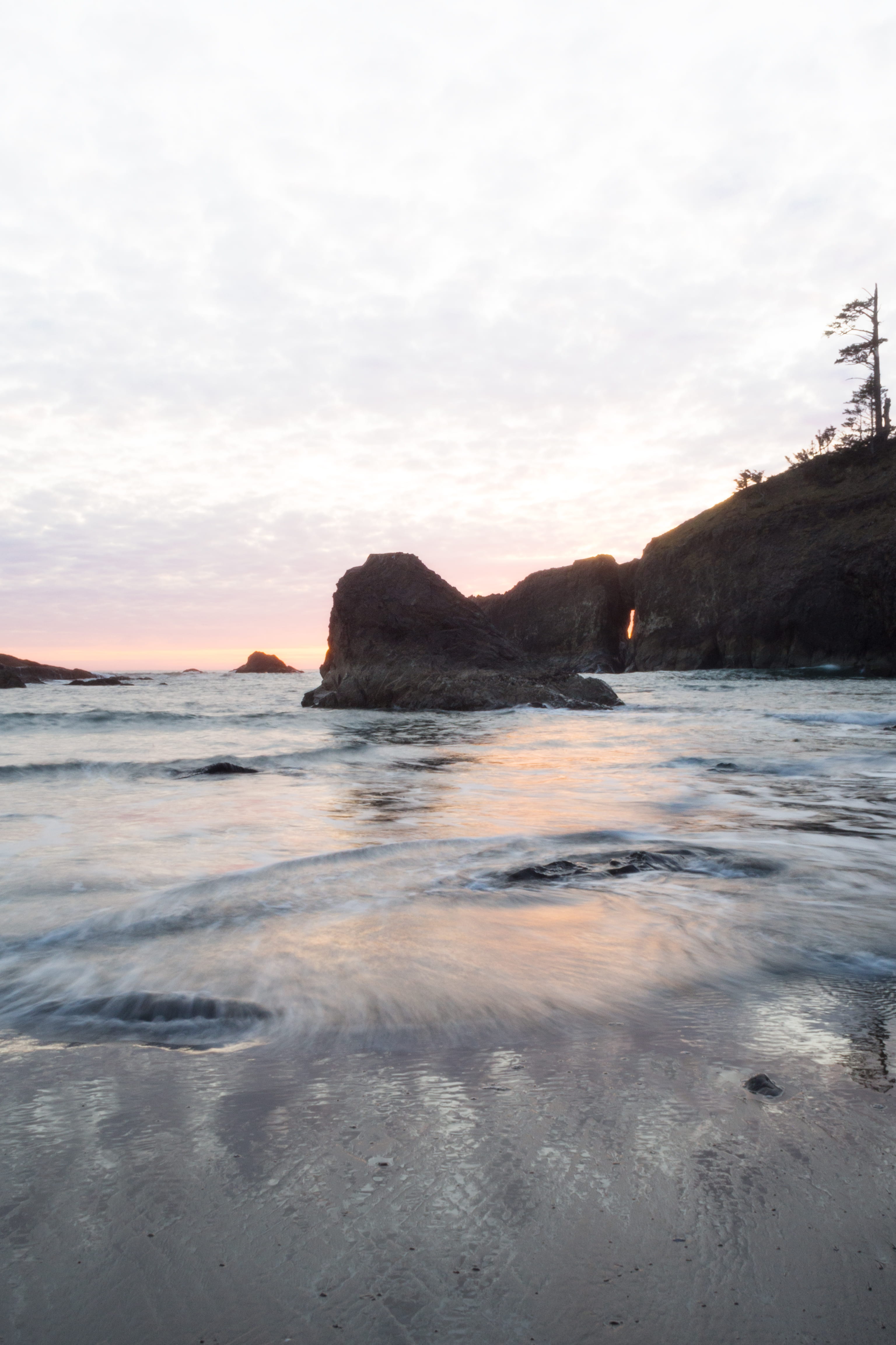 tranquil scene, beach, nature, washington, land, outdoors, no people, adventure, horizon over water, beauty in nature, sky, sea, idyllic, rocks, scenic, Phone HD Wallpaper