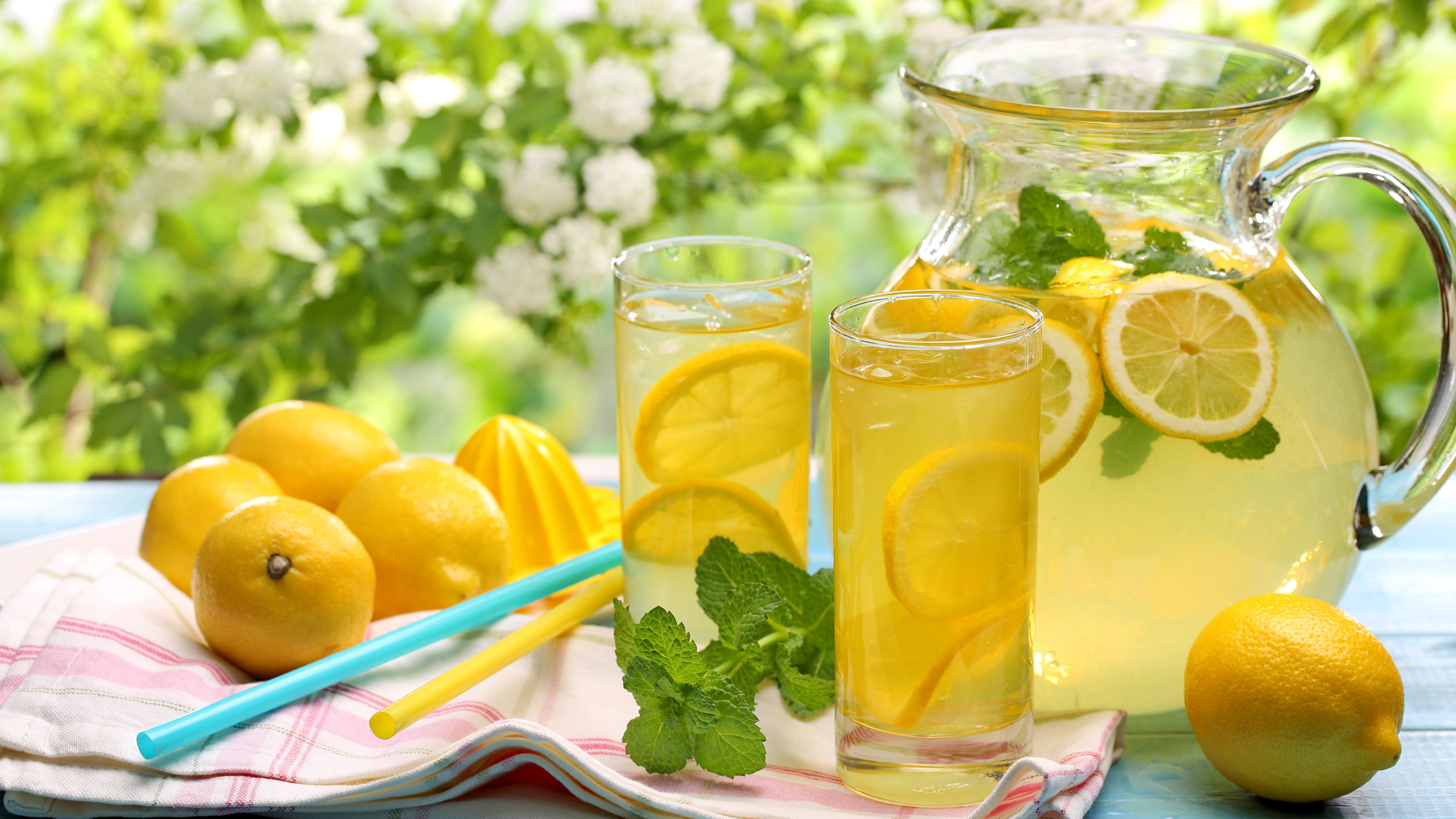 clear, fruit, cocktails, drinking, 5K, pitcher, lemon, sun, ice, cup, honey, summer, lemonade, glass, drinks, juice, HD Wallpaper