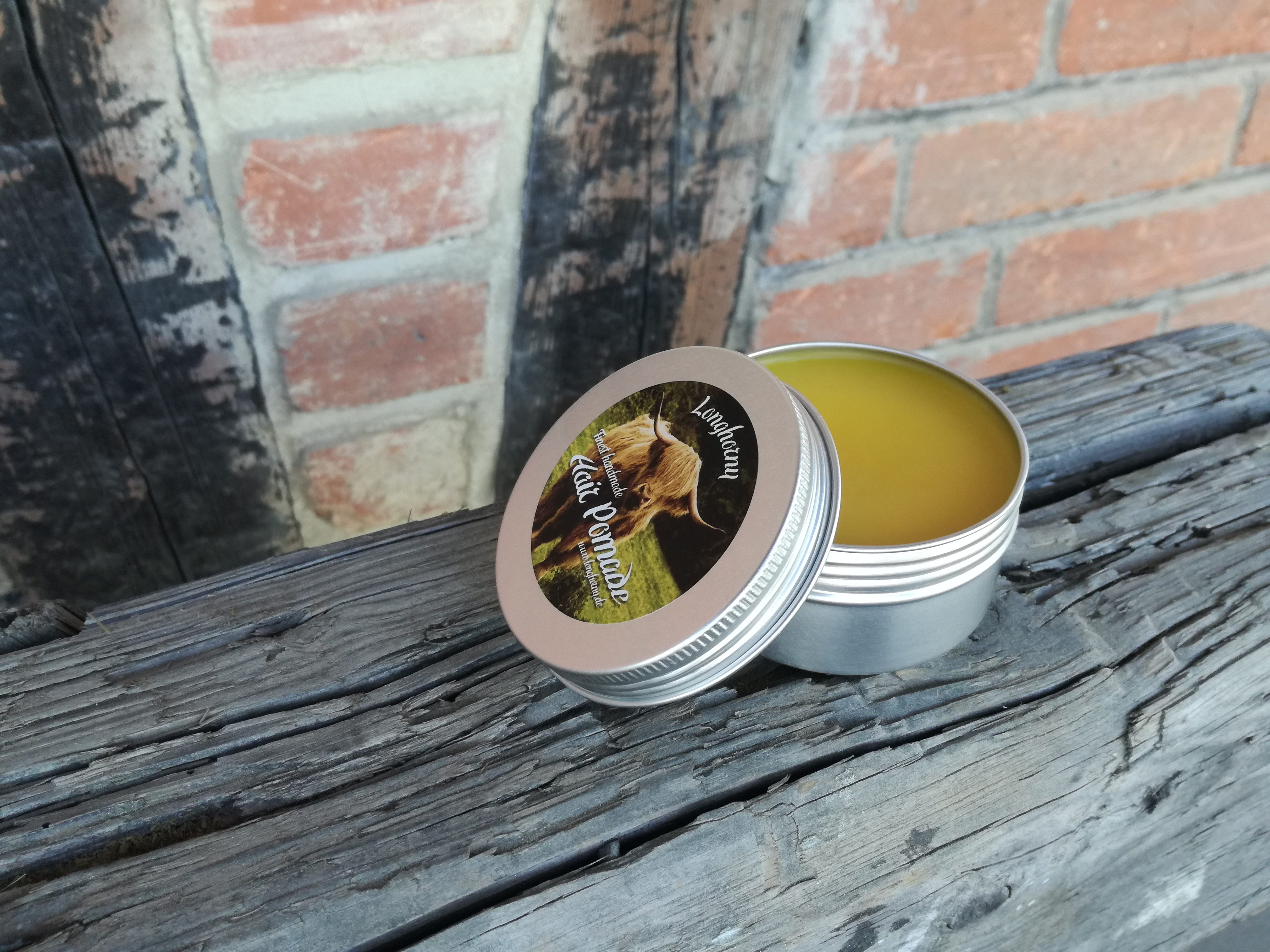 brick, tea cup, table, drink, cup, brick wall, building exterior, food and drink, refreshment, Hair, architecture, mug, close-up, Beeswax, 4K, Pomade, HD Wallpaper
