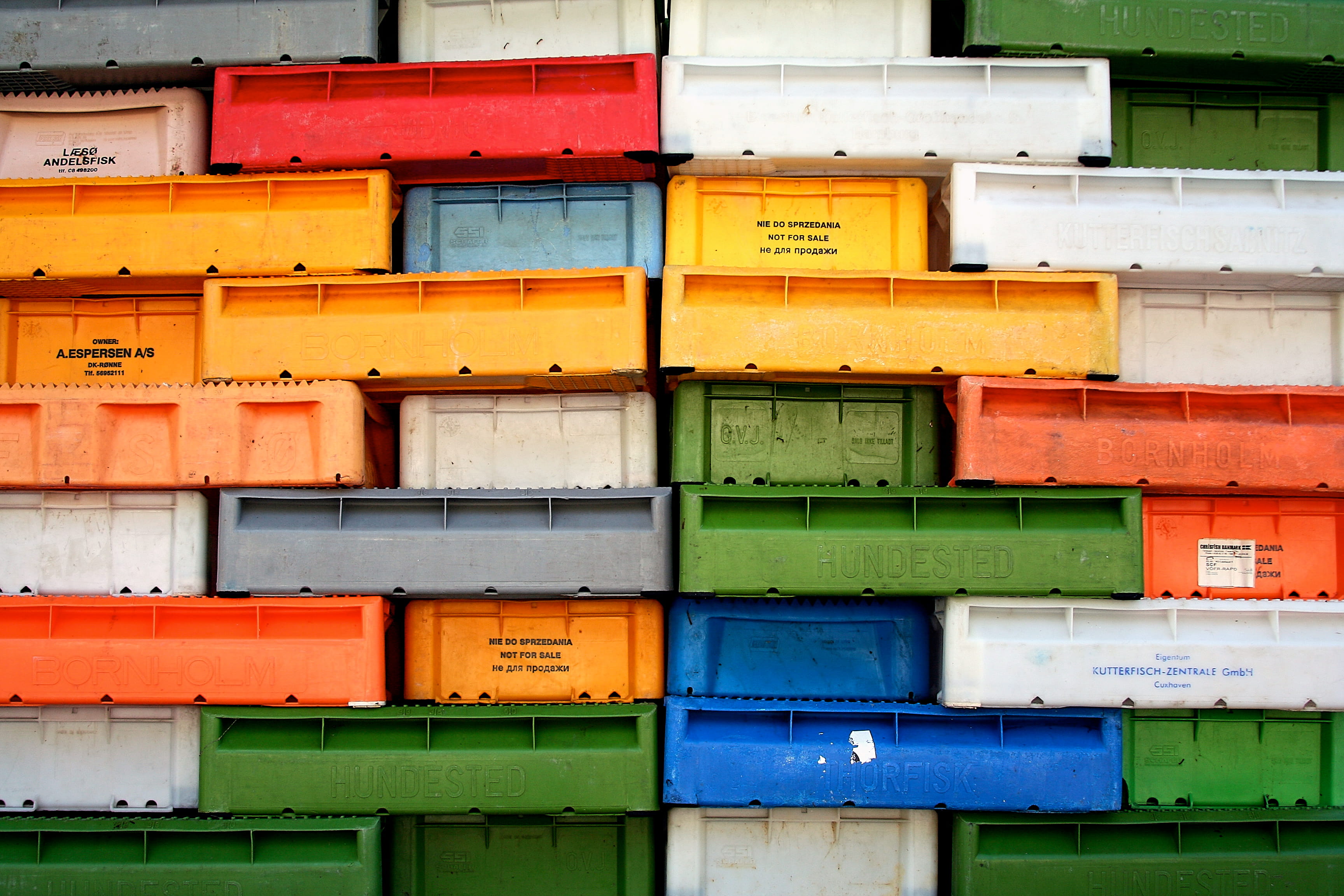 stack, no people, beehive, outdoors, building exterior, built structure, orange, close-up, backgrounds, architecture, 2K, pattern, repetition, background, HD Wallpaper