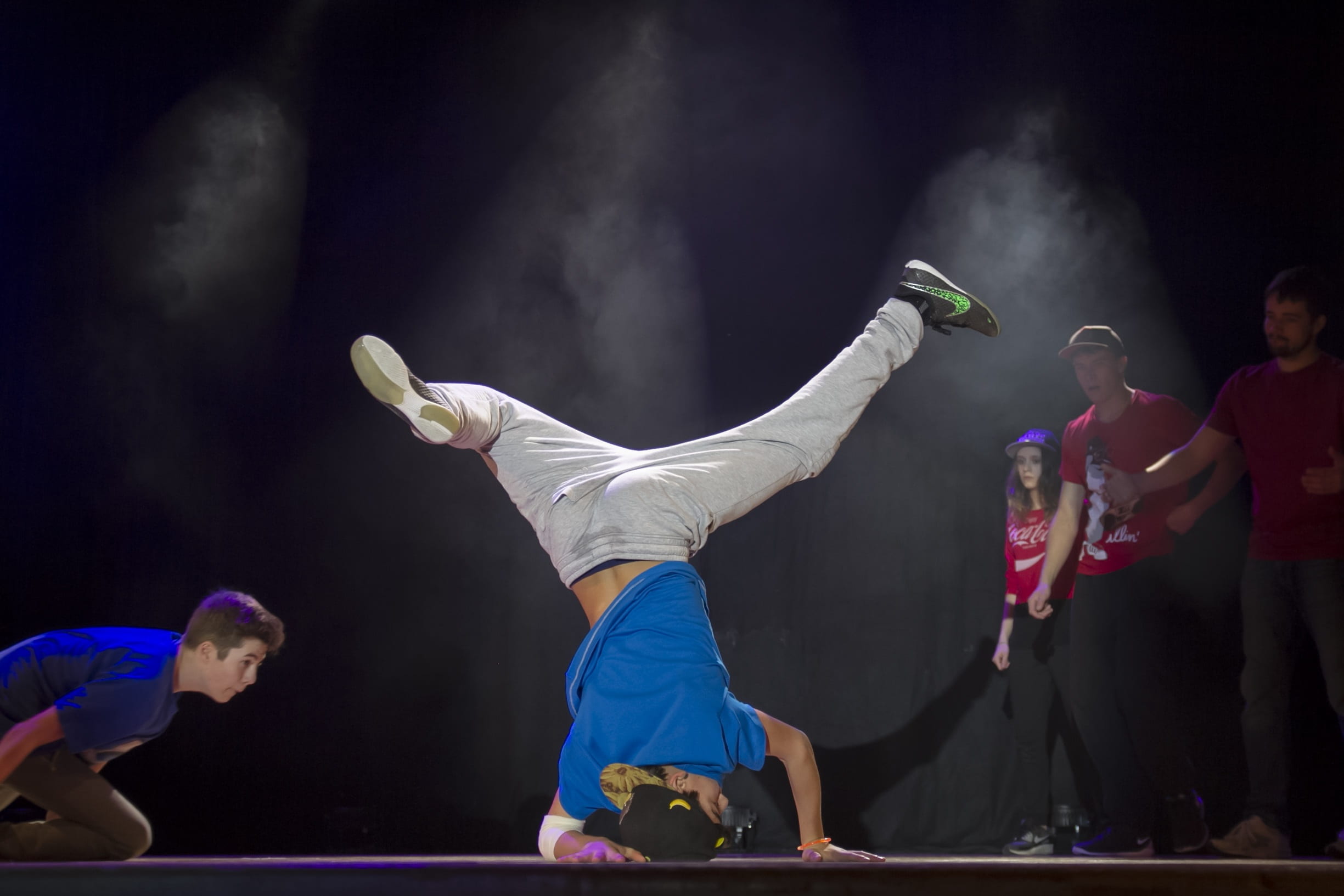 dance show, human arm, competition, full length, adult, night, sportsman, effort, black background, competitive sport, sport, young adult, athlete, men, HD Wallpaper