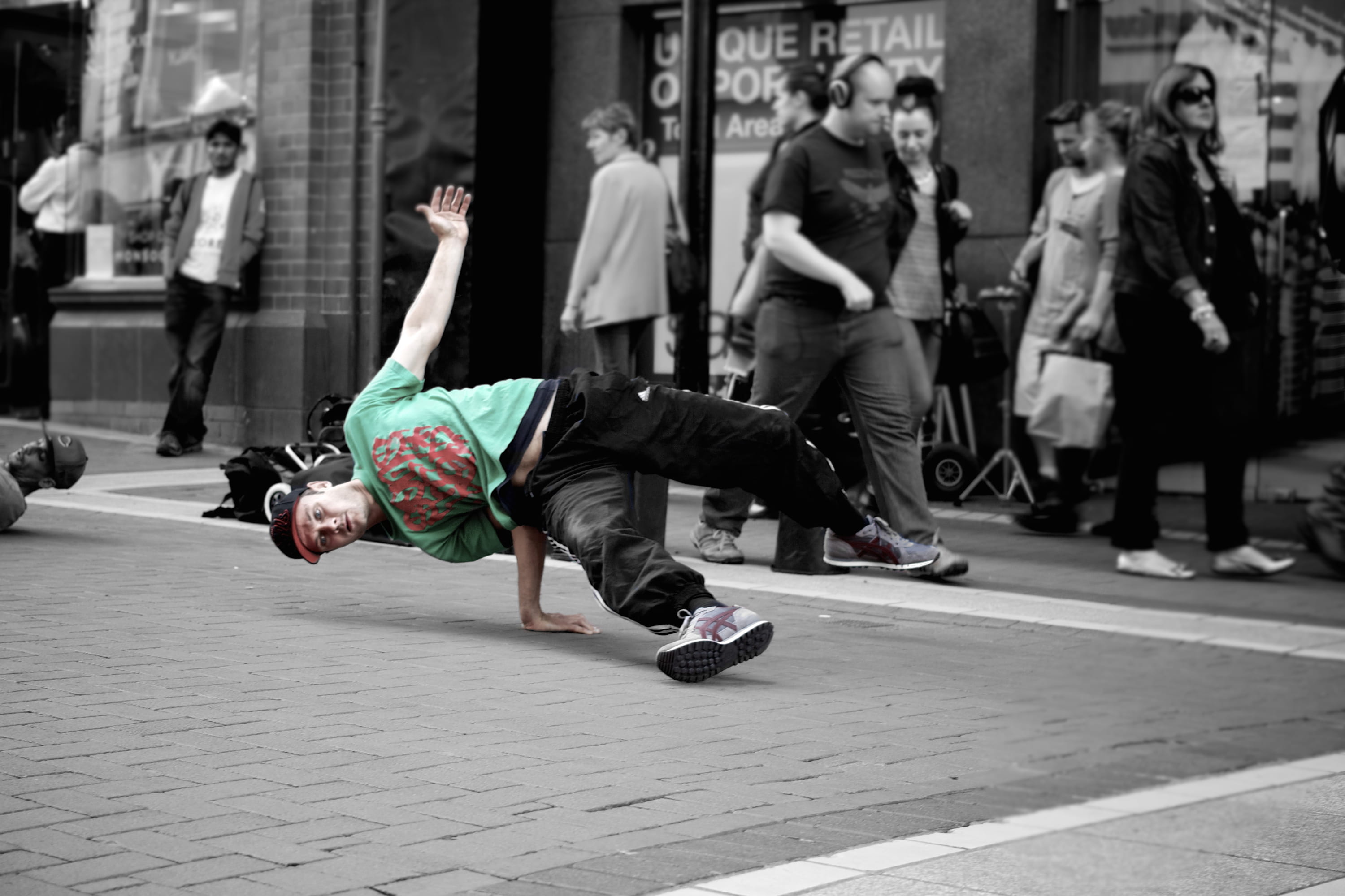 real people, cool, HipHop, street, balance, day, full length, people, street performer, motion, breaking, road, dance, hip hop, selective color, women, HD Wallpaper