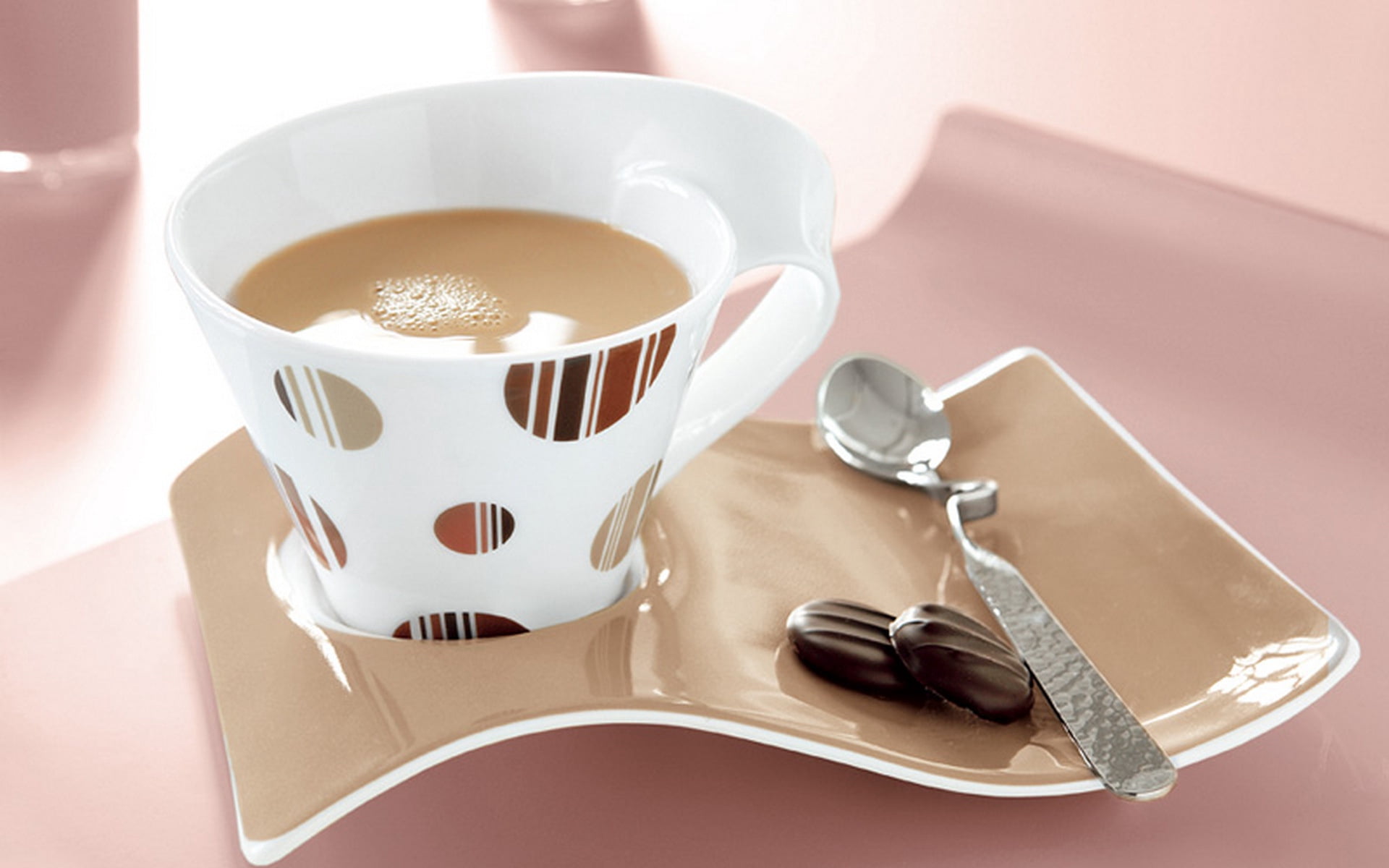 mug, chocolate, cup, 1080P, tea, brown, close-up, refreshment, freshness, eating utensil, coffee Cup, caffeine, breakfast, morning, tea - hot drink, no People, HD Wallpaper