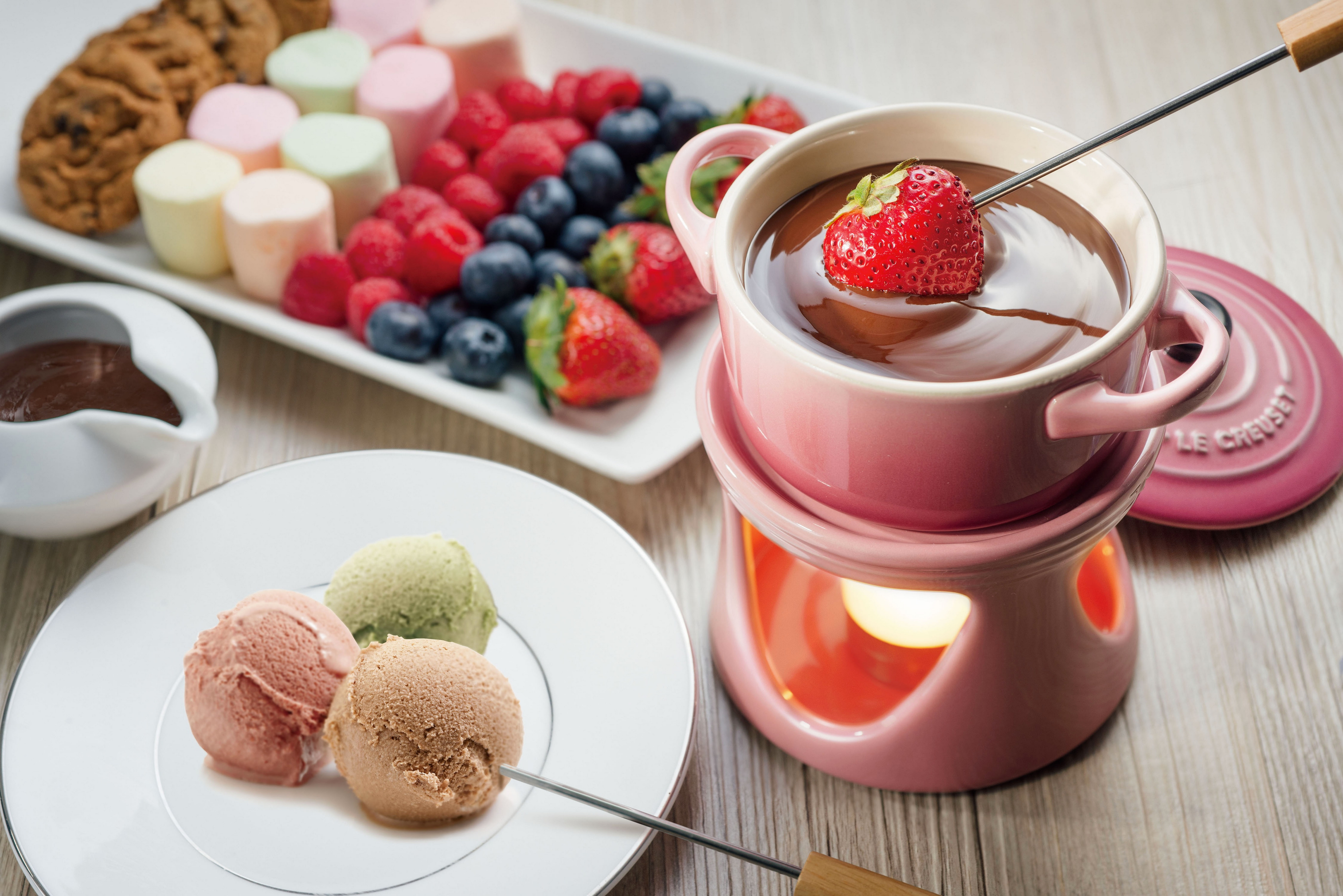 chocolate fondue, pot, pink, cookies, 8K, food, ice cream, fondue, marshmallow, ceramic, fruit, chocolate, dessert, HD Wallpaper