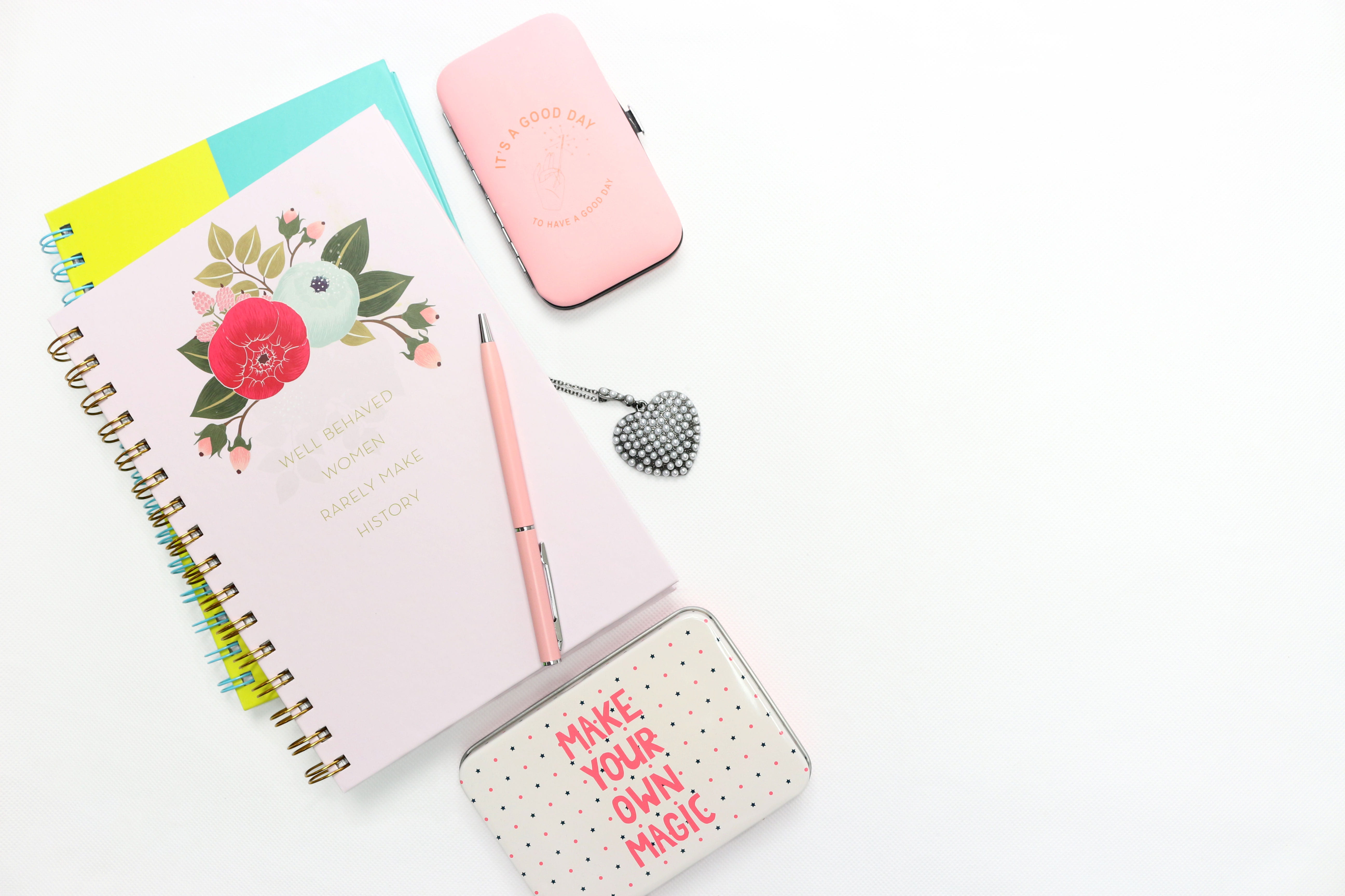 still life, metal, box, case, heart shape, equipment, office supply, notebook, pink, positive emotion, spiral, copy space, white background, bright, romantic, HD Wallpaper