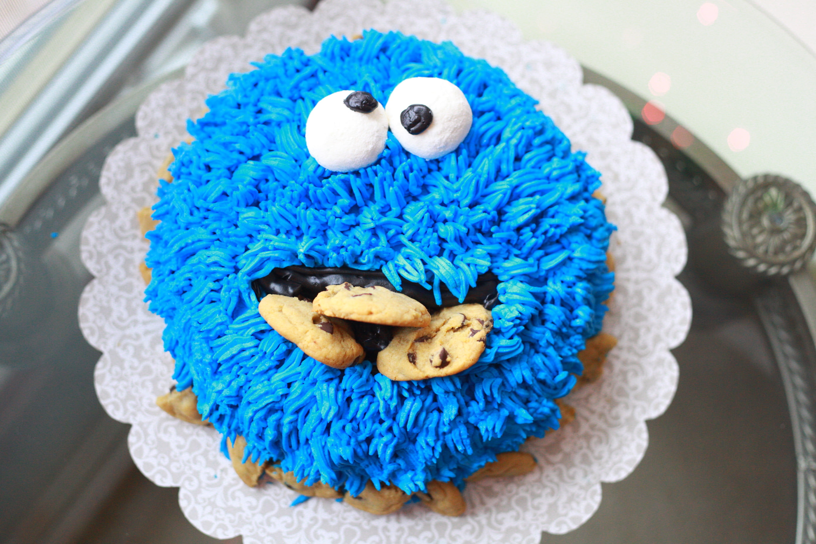 animal representation, textile, blue, crochet, high angle view, 2K, craft, multi Colored, funny, animal themes, treats, gourmet, decoration, freshness, HD Wallpaper
