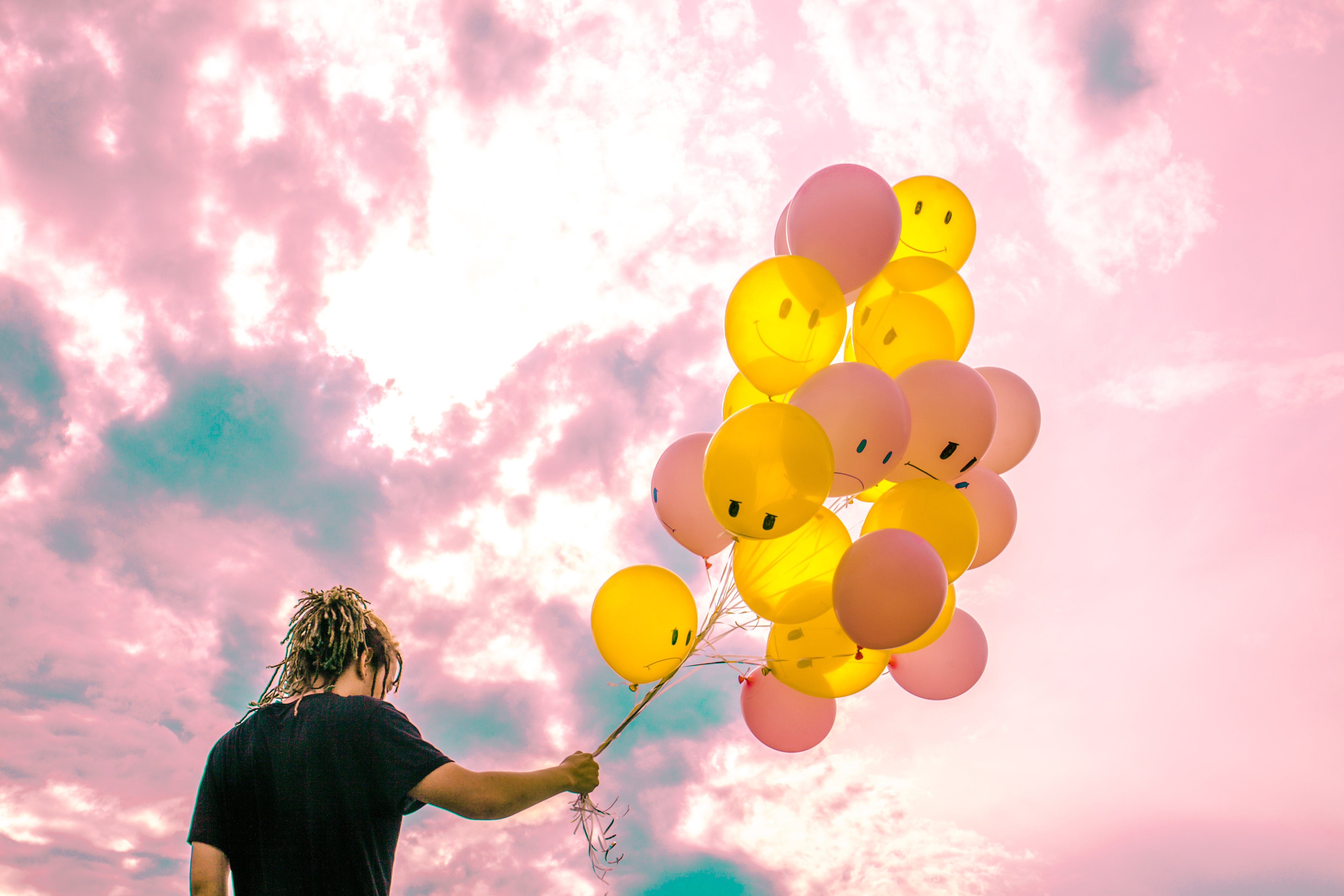 happiness, pink, party - Social Event, portrait, freedom, balloon, childhood, celebration, yellow, enjoyment, blue, nature, offspring, child, adult, multi Colored, HD Wallpaper