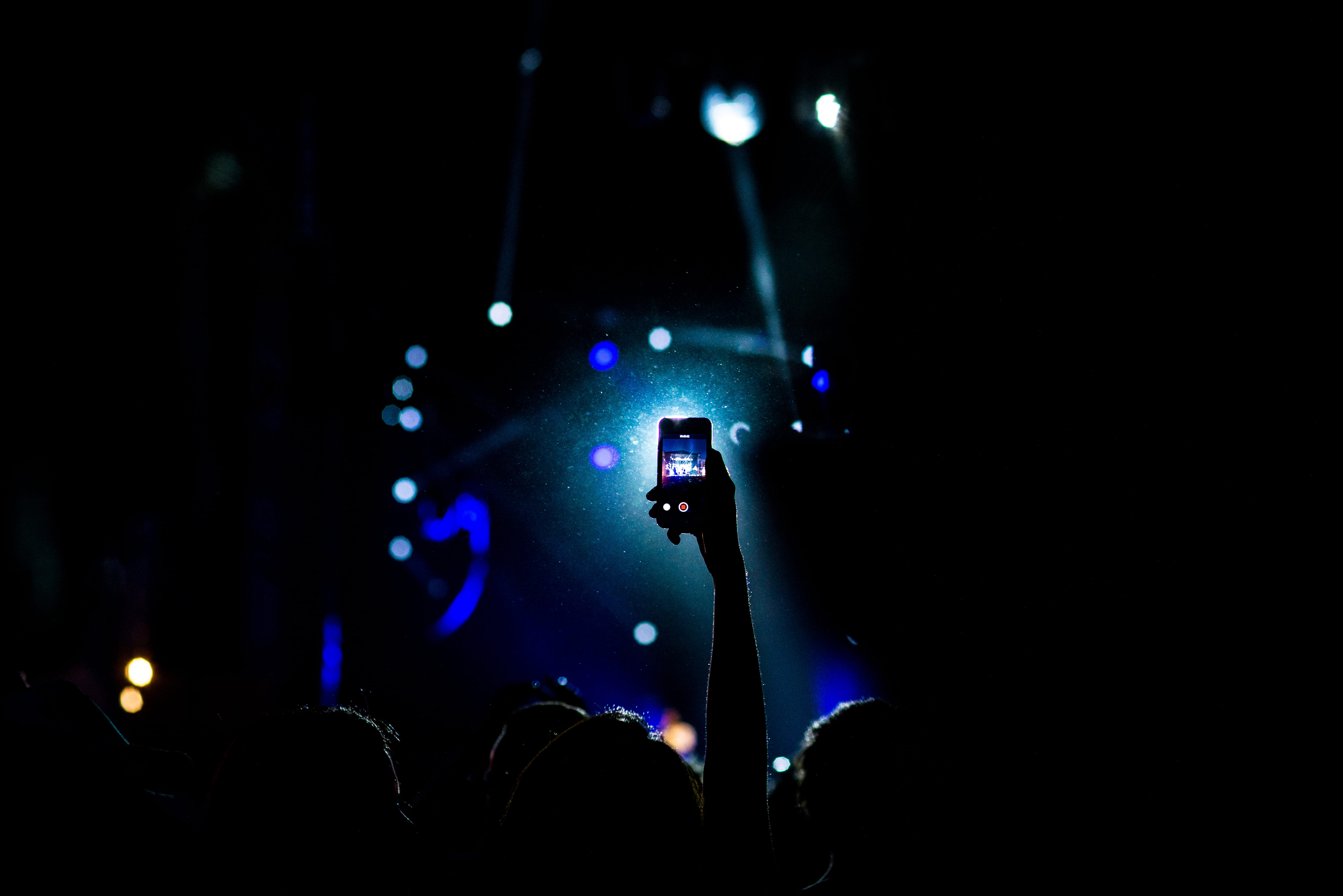 person, enjoyment, real people, arts culture and entertainment, positive emotion, light, illuminated, light - natural phenomenon, low, stage, sound, photo, HD Wallpaper