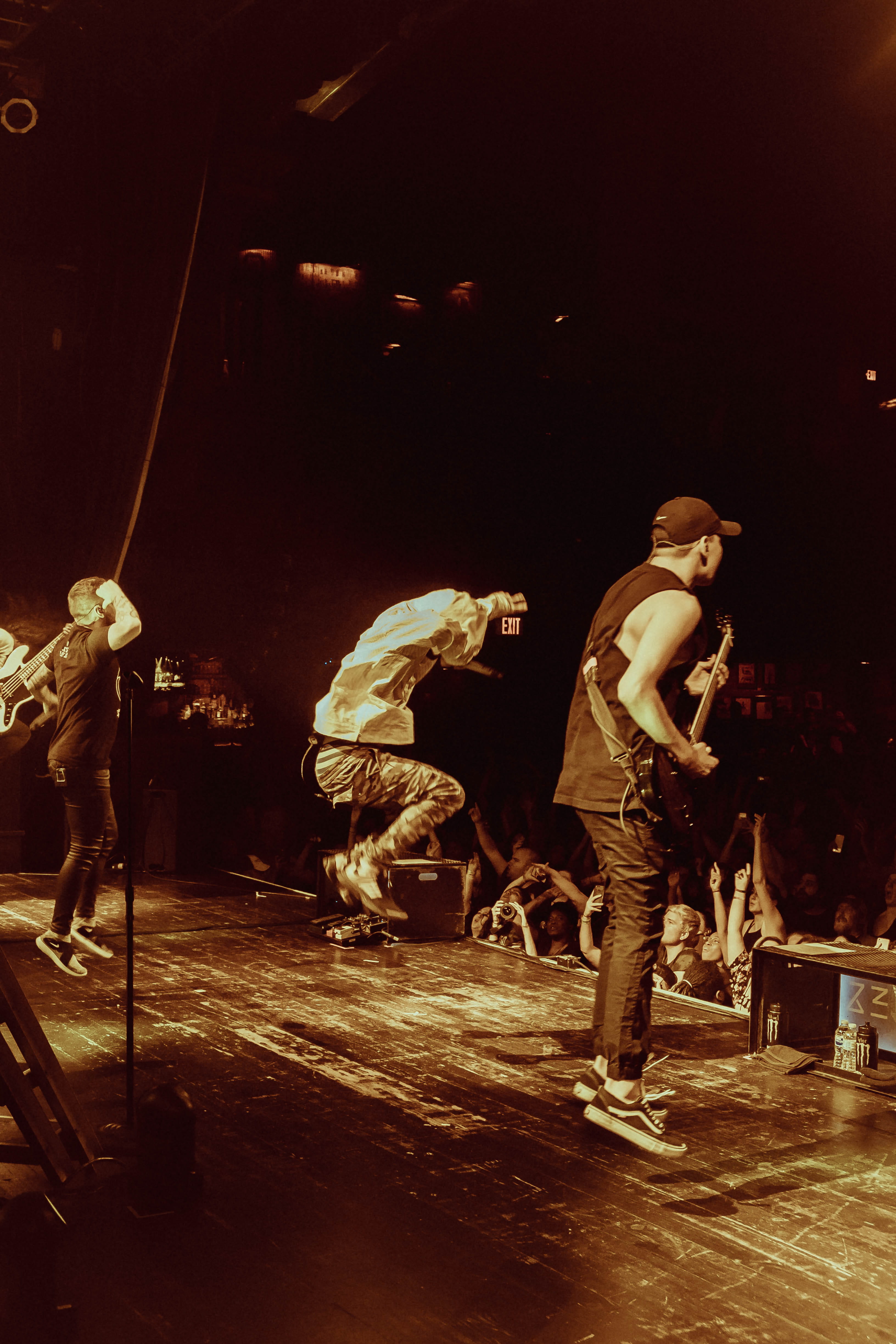 entertainment occupation, performance, house of blues orlando, casual clothing, stage, bandphotography, vip, bands, skill, leisure activity, jump, street, Phone HD Wallpaper