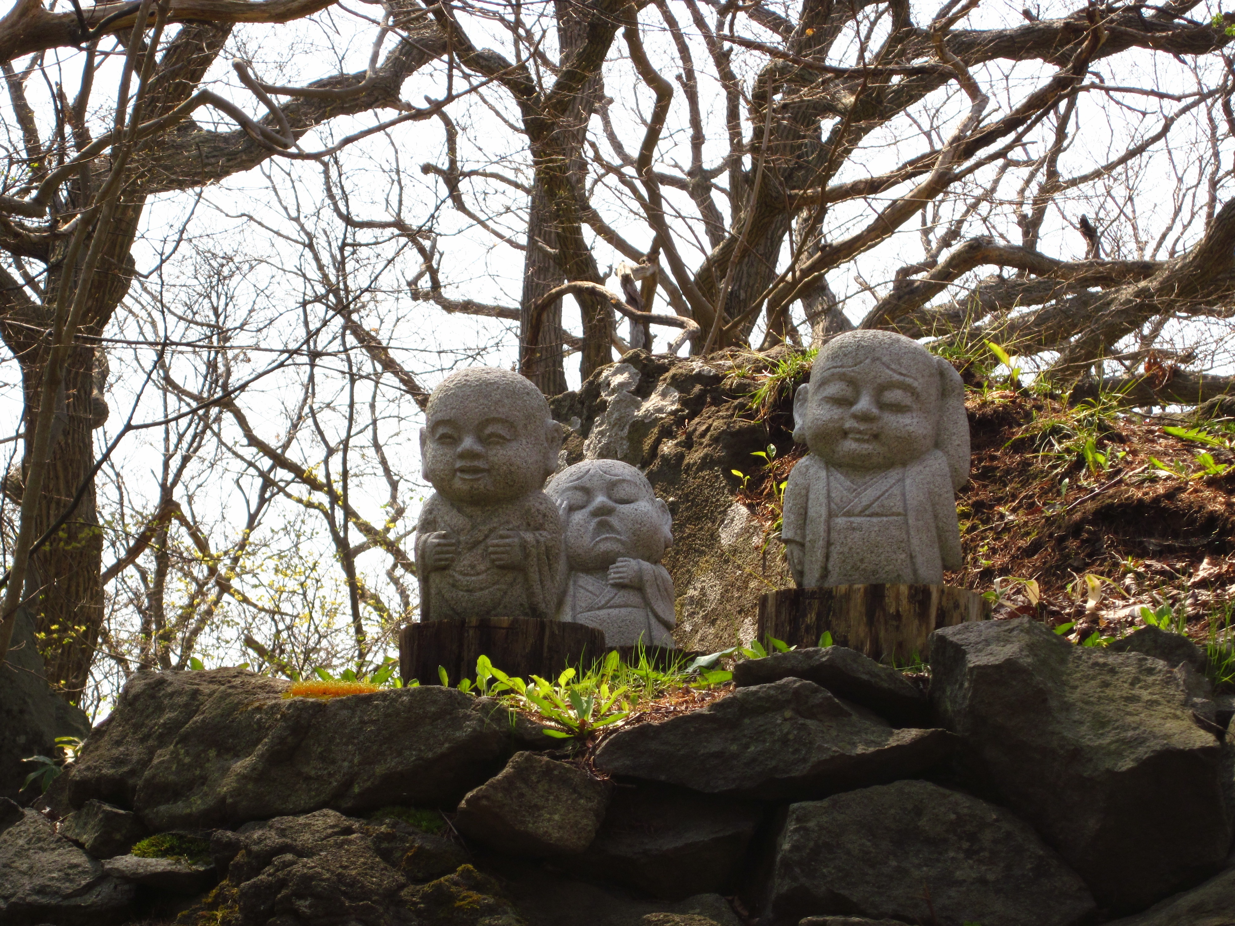 im tired, no people, 4K, nature, rock - object, art and craft, jizo, creativity, tree, stone material, craft, small, prayer, architecture, emotions, solid, HD Wallpaper