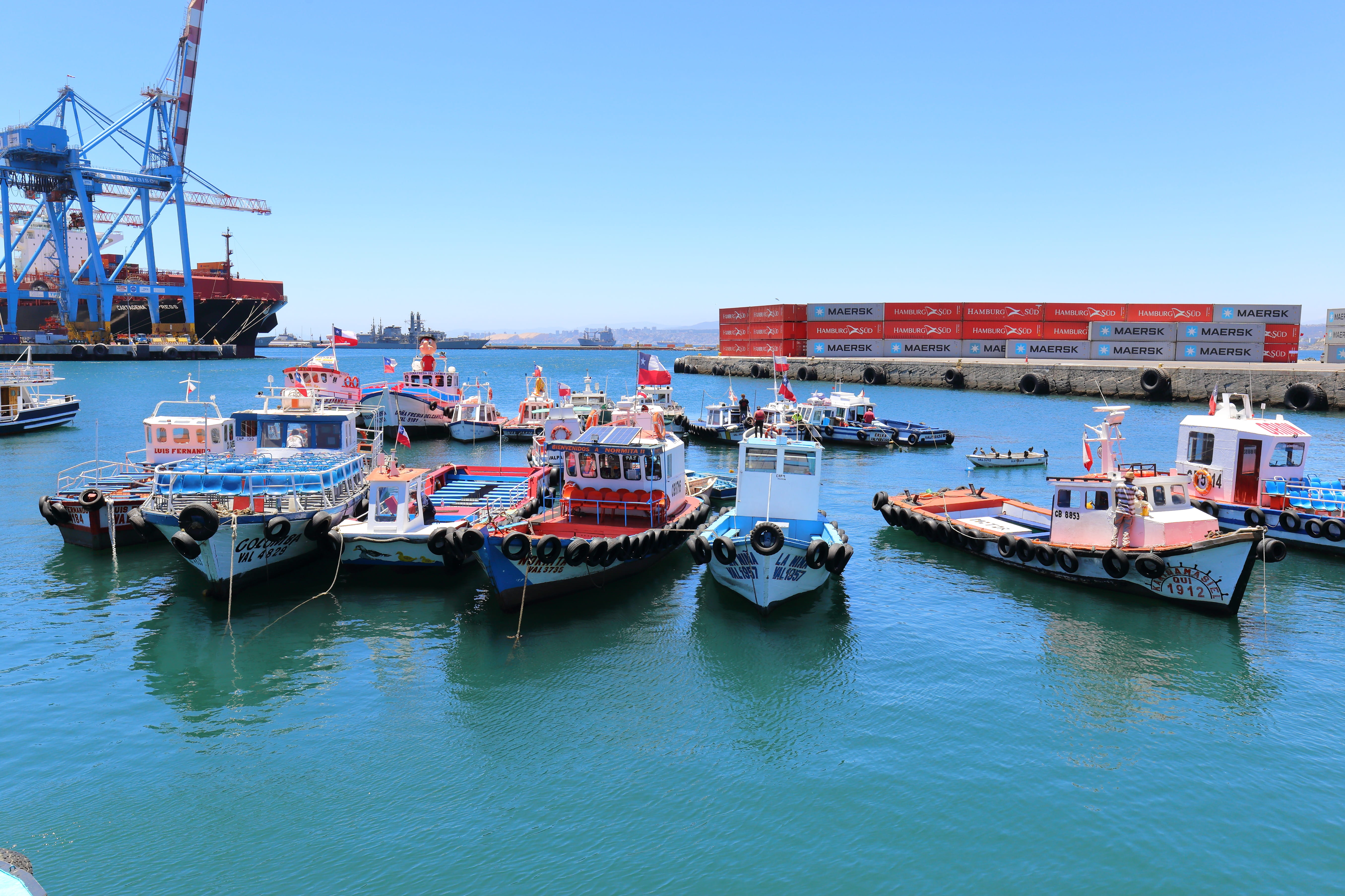 fishing industry, transportation, water, sky, day, blue, dock, vehicle, fishing boat, architecture, clear sky, person, muelle mont, anchored, waterfront, HD Wallpaper