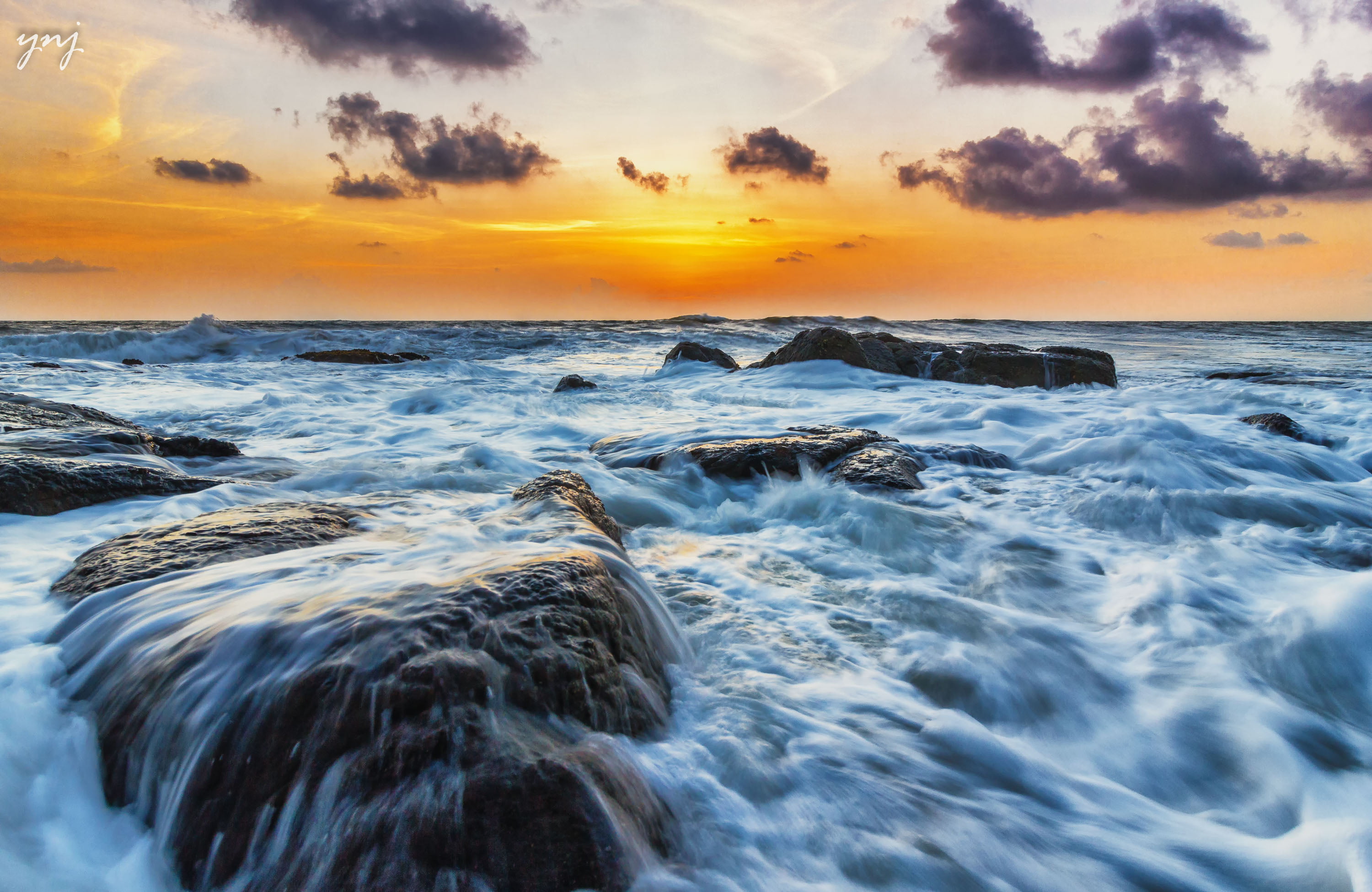 beauty In Nature, blue, flow, black rock, beach, black, Milk, formations, orange, landscape, wave, on the rocks, water, wide-angle, Fire in the sky, 10mm, HD Wallpaper