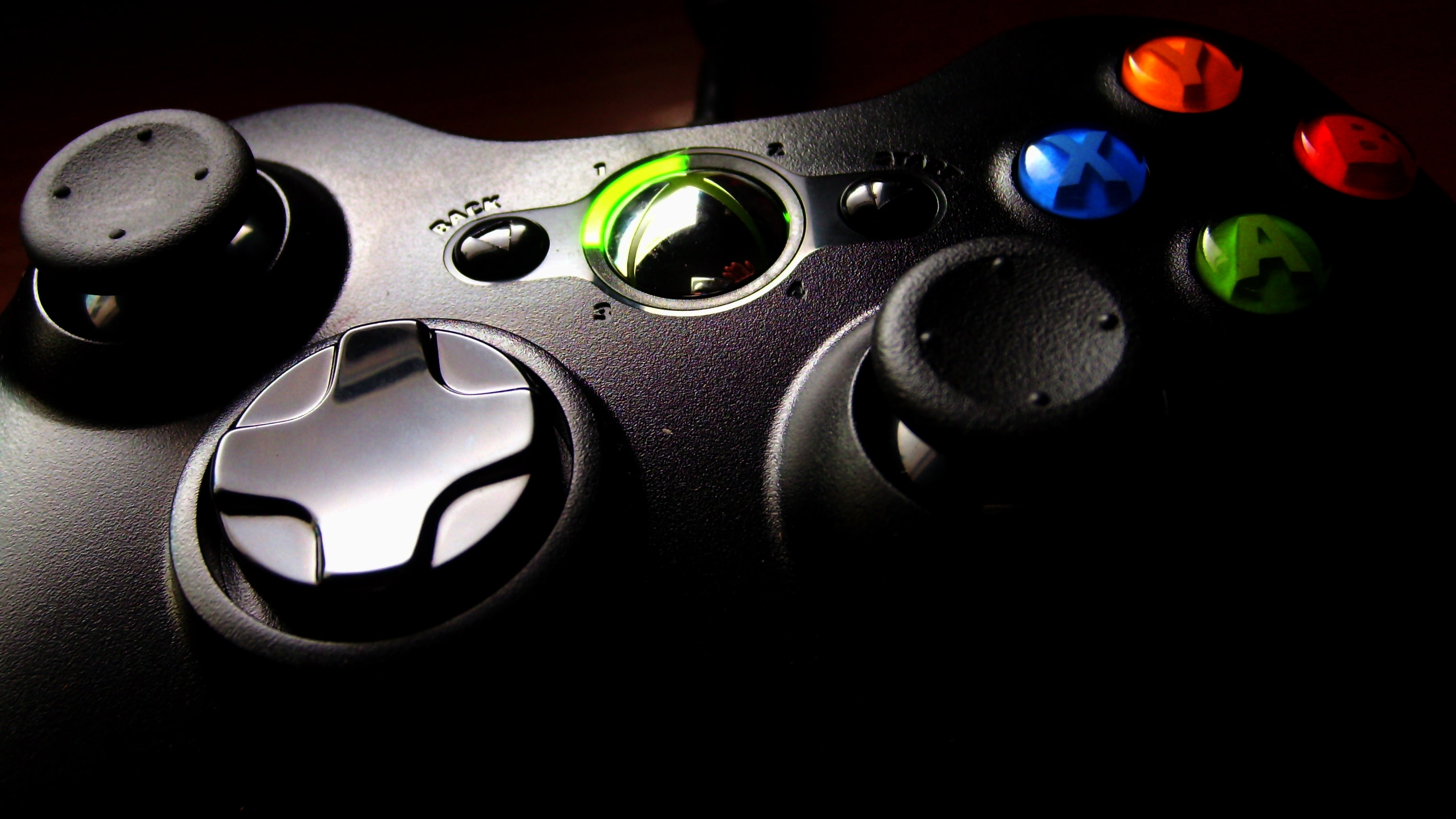 communication, no people, lens - optical instrument, black color, Xbox 360, arts culture and entertainment, creativity, controller, black background, technology, HD Wallpaper