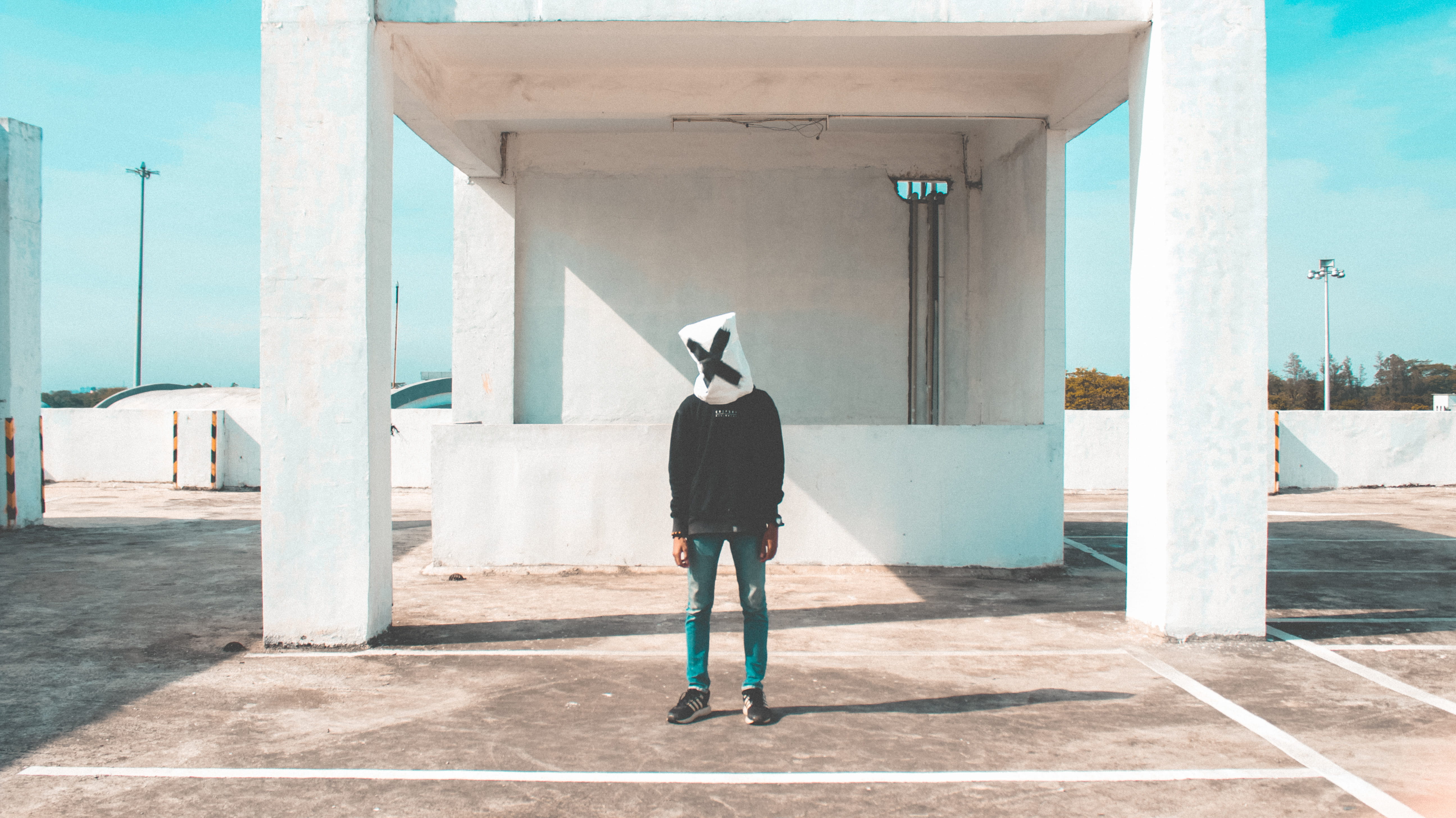 modern art, human, architectural column, leisure activity, sweater, standing, pants, built structure, day, casual clothing, lifestyles, person, white, nature, HD Wallpaper