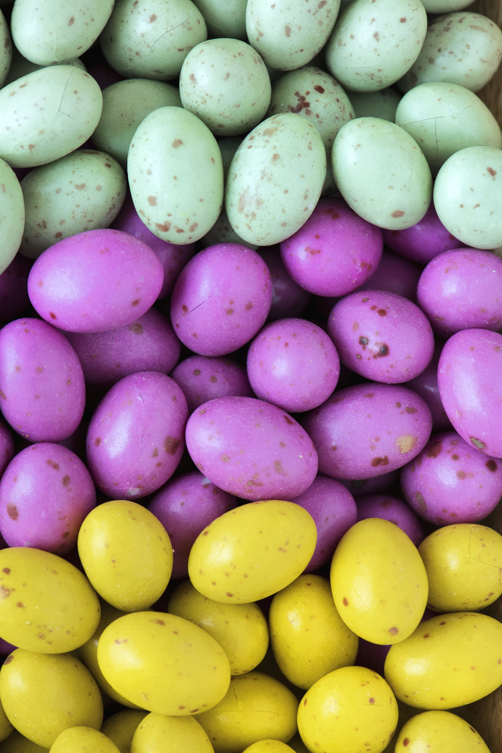 mixed, still life, flavor, confection, mini, food, chocolates, sugar, large group of objects, yummy, teal, indoors, pile, yellow, sweets, colorful beans, Phone HD Wallpaper