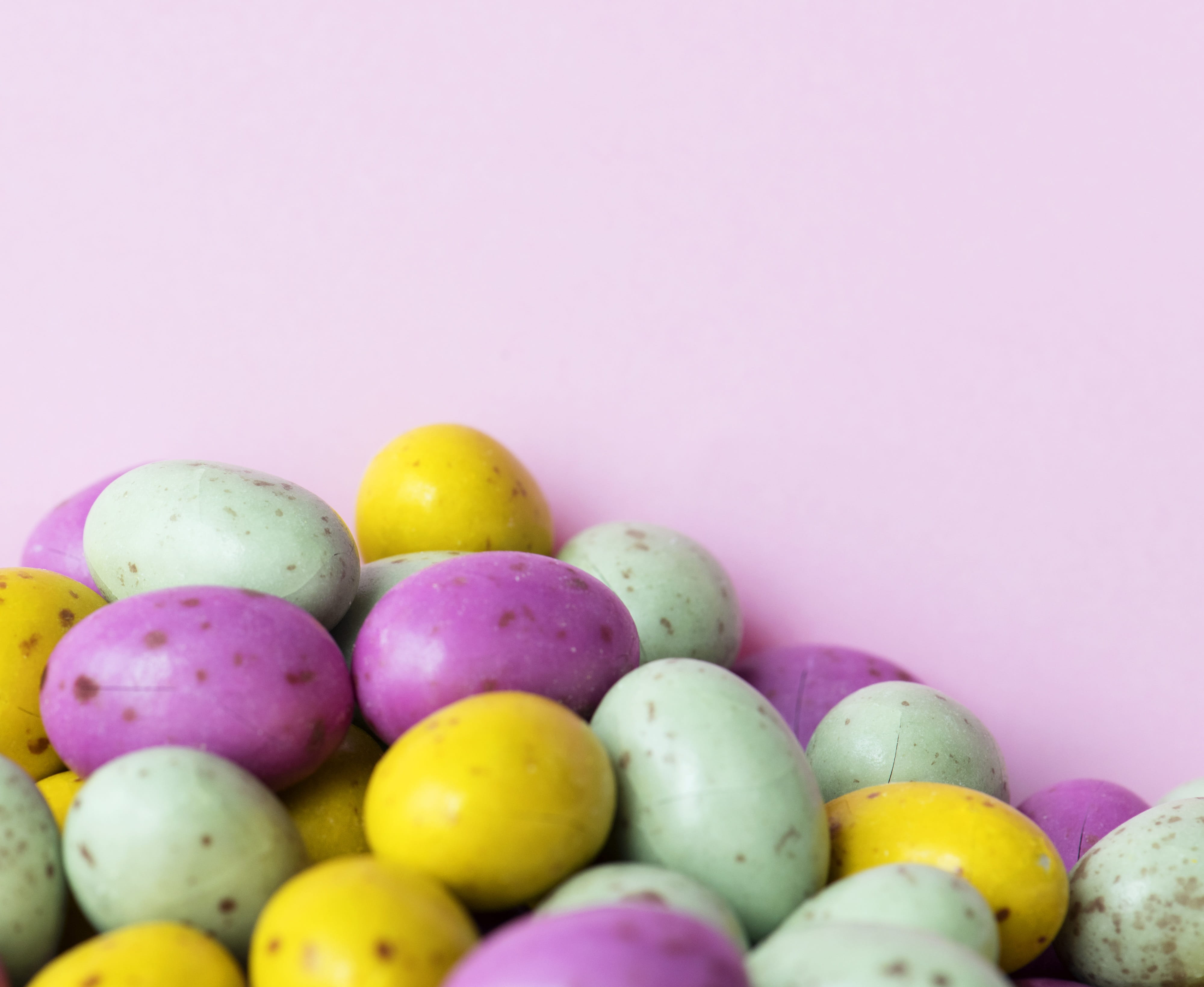 candy, large group of objects, multi colored, delicious, temptation, pink, isolated, colorful, stone, variety, background, variation, easter, HD Wallpaper
