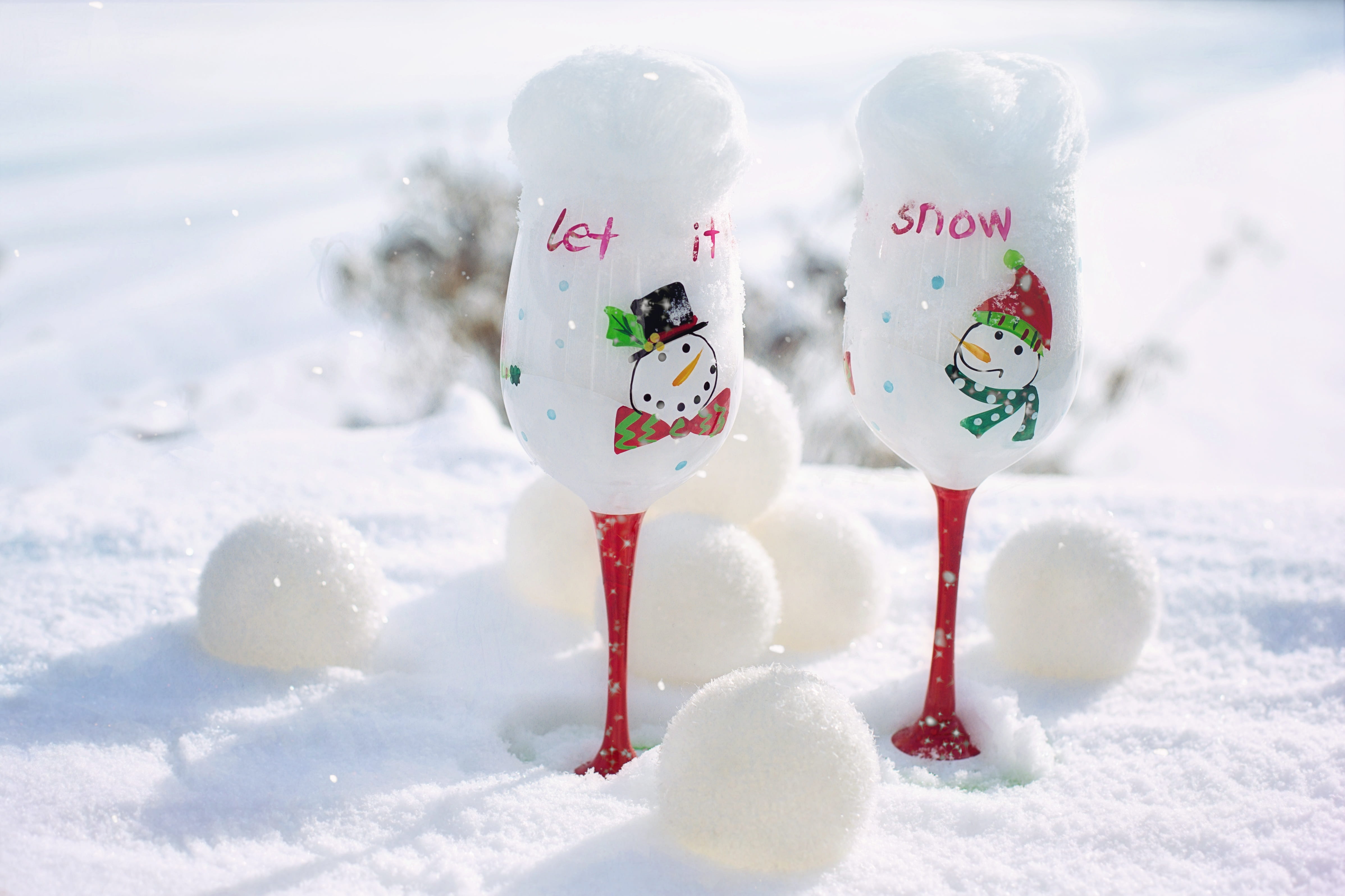 goblets, icy, bright, season, recreation, nature, snowman, food and drink, outdoors, cool, food, snowy, christmas, focus on foreground, candy, day, snowing, HD Wallpaper