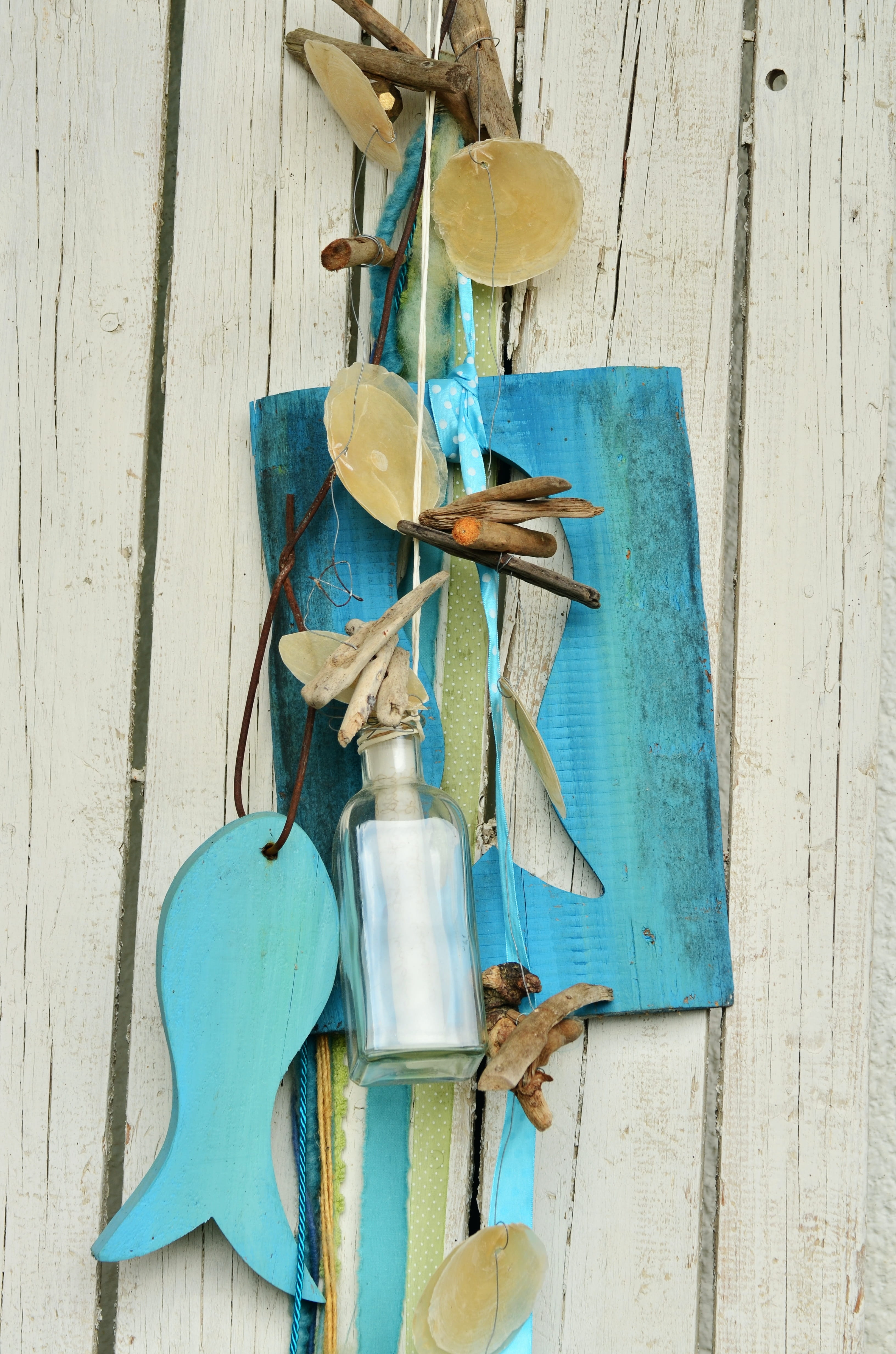 wood, turquoise colored, table, close-up, outdoors, travel, holiday, blue, group of objects, day, medium group of objects, choice, summer, message in a bottle, Phone HD Wallpaper