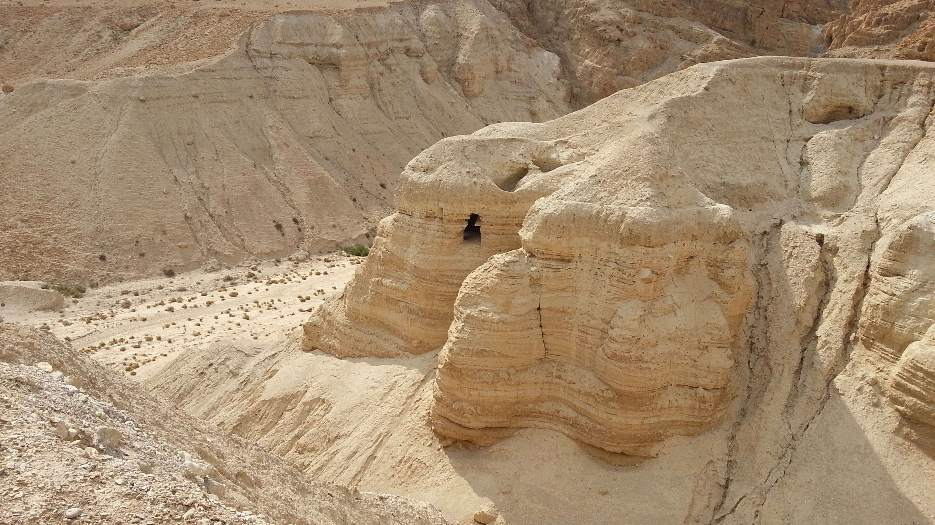 sculpture, rock, non-urban scene, 2K, nature, tranquility, Desert, climate, outdoors, eroded, no People, scenics, scenics - nature, extreme terrain, landscape, HD Wallpaper