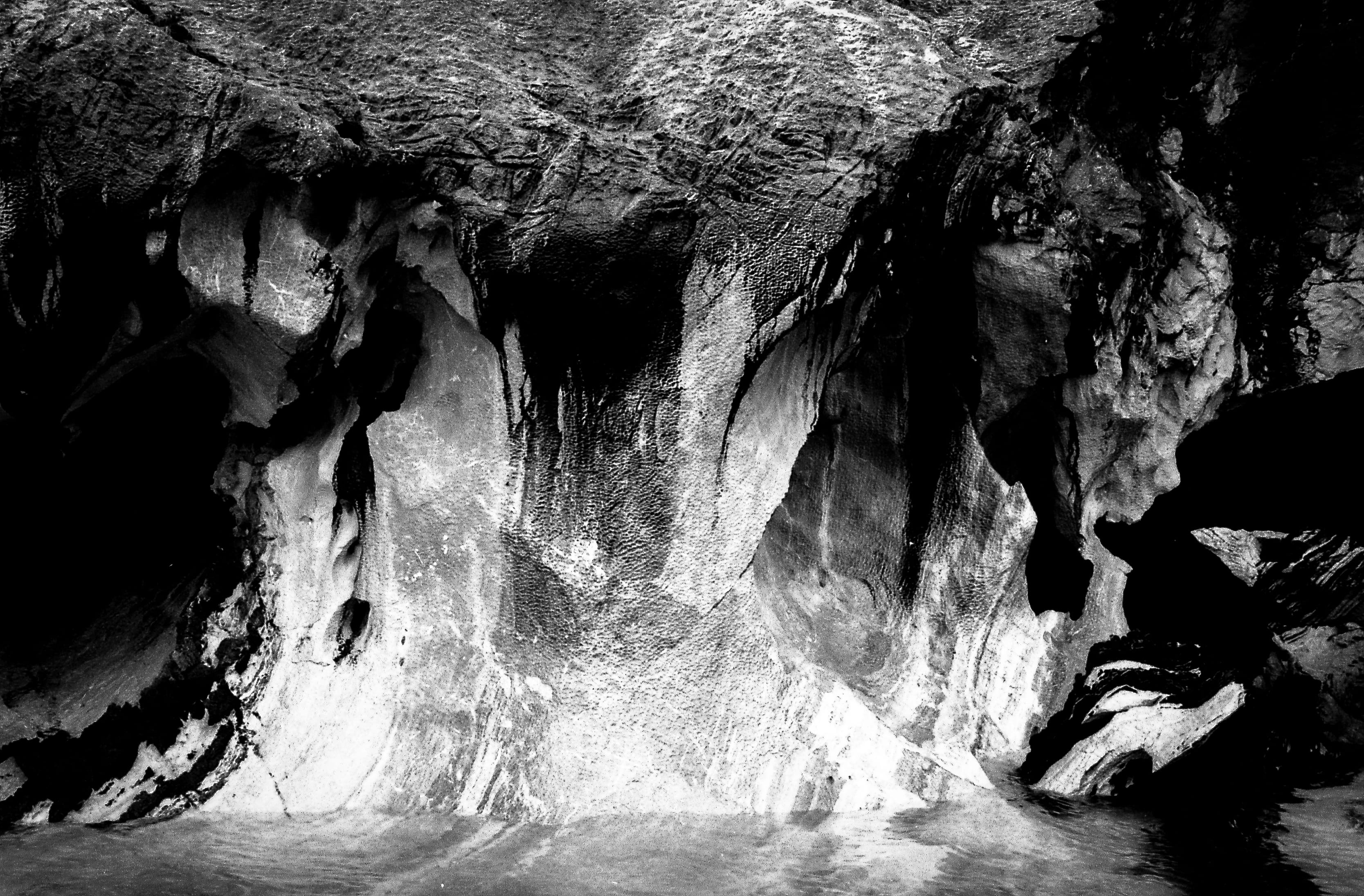 lake, pattern, rock formation, nature, beauty in nature, chile, 2K, bandn, low angle view, physical geography, flowing, lago, rock - object, marble cathedral, HD Wallpaper