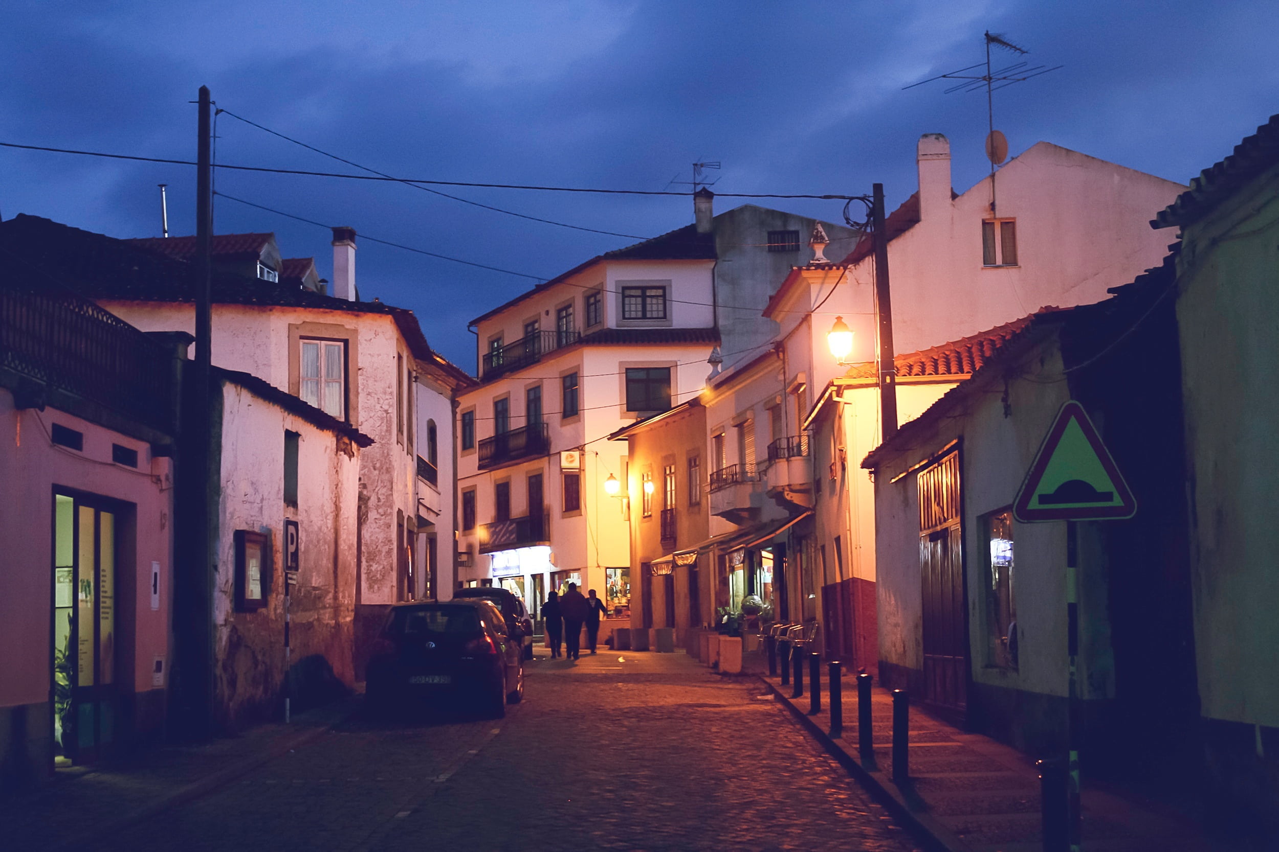 cobblestone, architecture, narrow, pedestrians, dusk, buildings, houses, dark, electricity, the way forward, lighting equipment, streets, building, night, HD Wallpaper