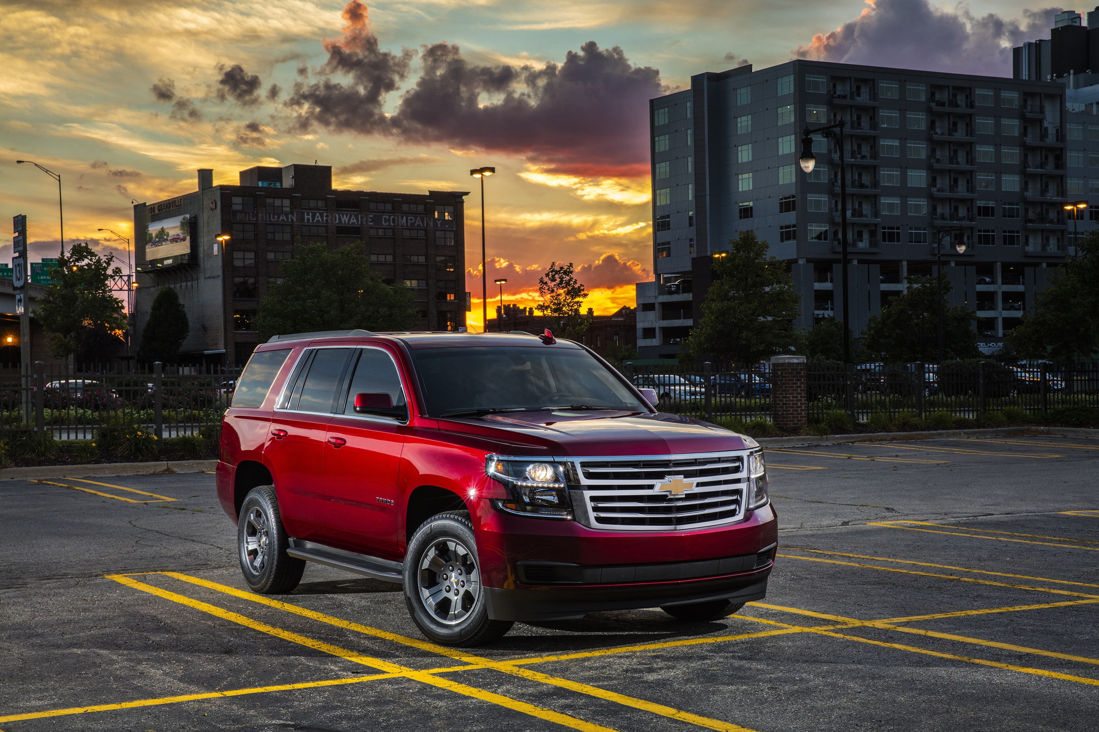 SUV, Urban, City, Tahoe, 2K, 2018, Vnedorozhnik, Chevroet, HD Wallpaper