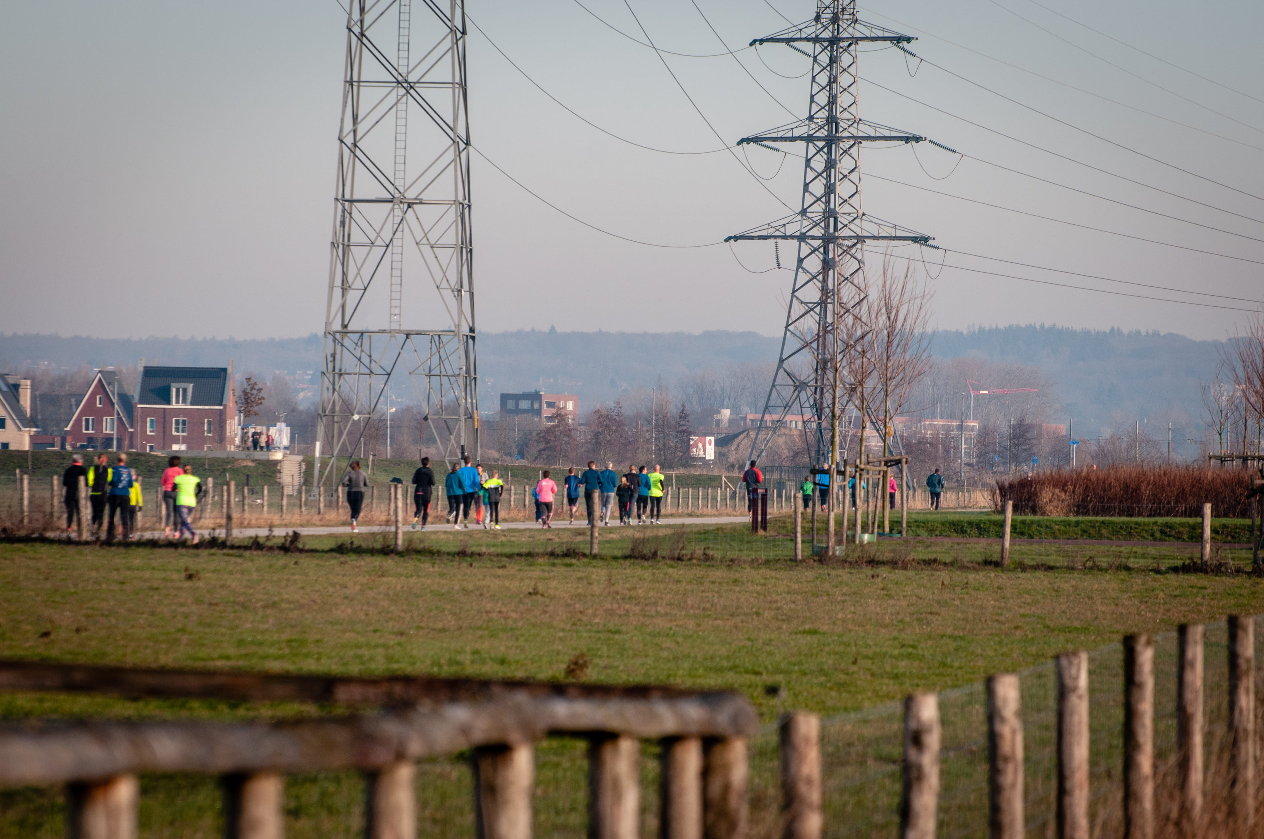 barrier, electricity, cottage, power lines, sky, hardlopen, electricity pylon, fence, furniture, electric transmission tower, power supply, person, protection, HD Wallpaper