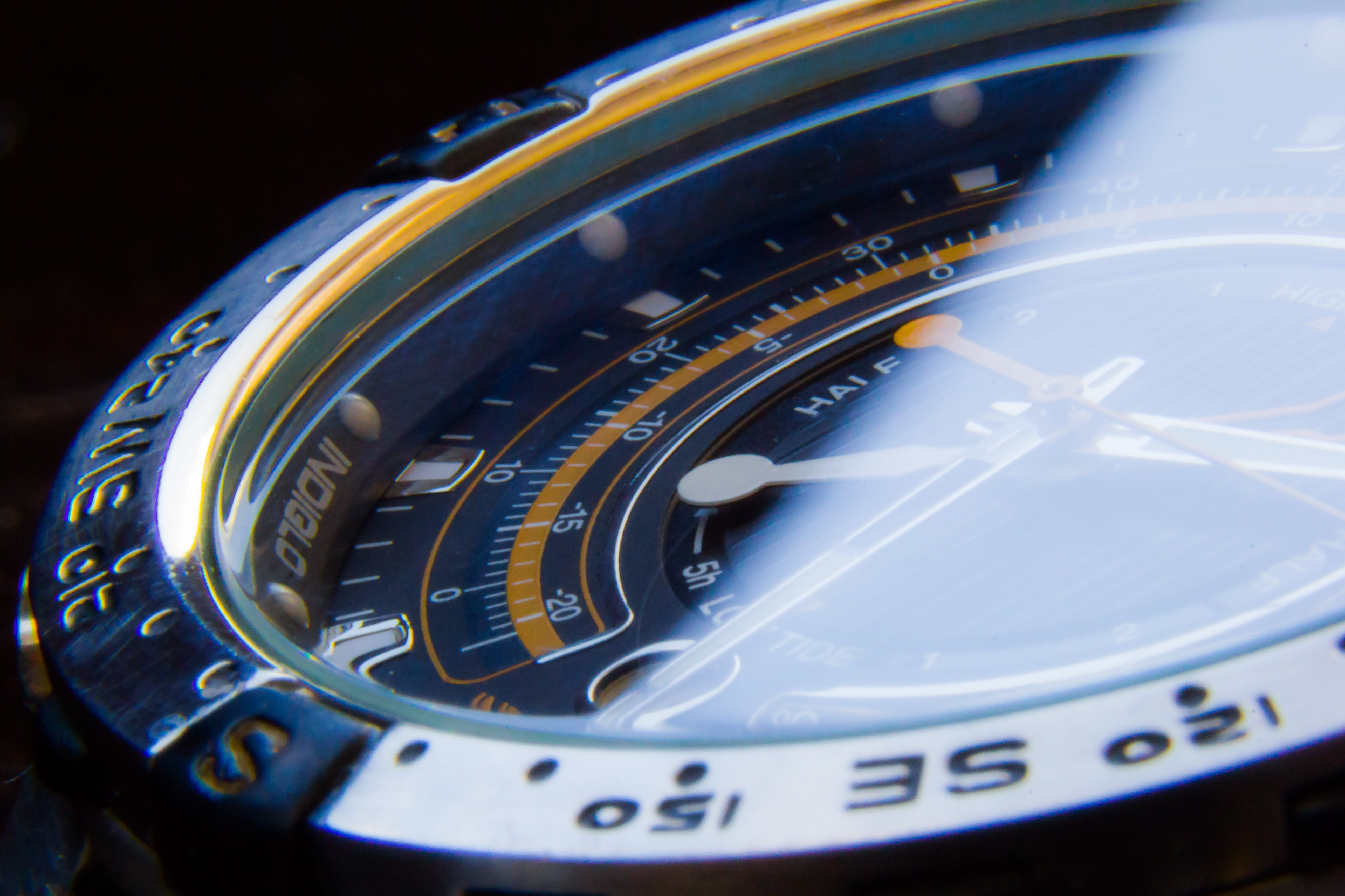 technology, time, instrument of time, speed, studio shot, vintage, mechanical, antique, indoors, 5K, black background, luxury, number, blurred motion, HD Wallpaper