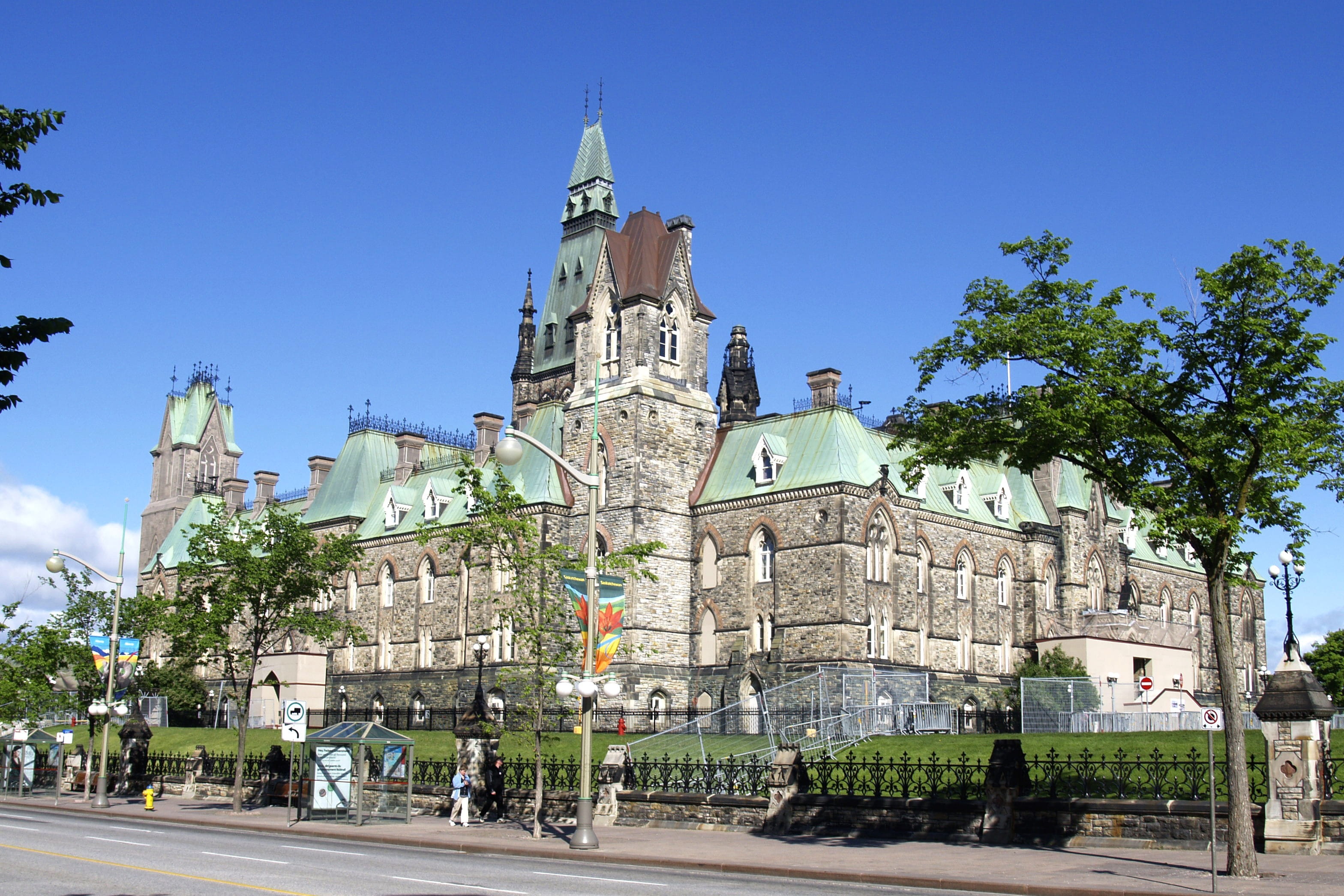 the past, building, Parliament, castle, canadian, 2K, building Exterior, spirituality, street, religion, historic, sky, famous Place, tree, government, HD Wallpaper