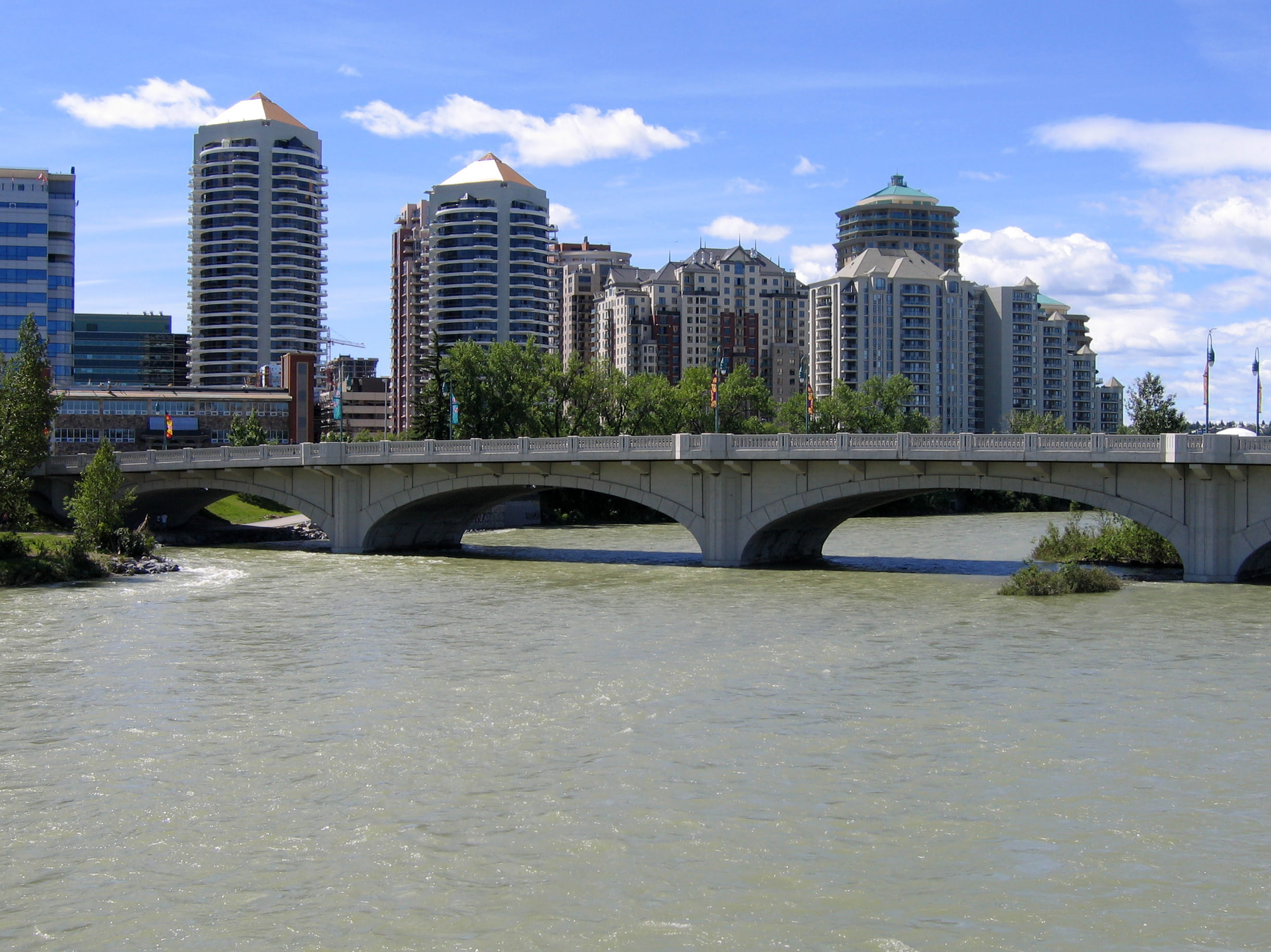 urban Scene, river, arch bridge, outdoors, west end, building, towers, no people, nature, cityscape, Alberta, day, bridge - Man Made Structure, building exterior, HD Wallpaper