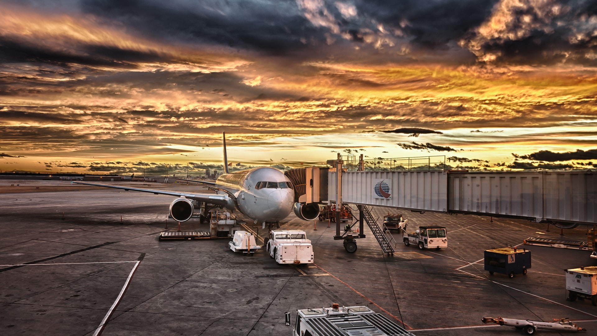 x, abstract, hd, Clouds, art, nature, photography, airports, 1080P, calgary, sunsets, hdr, aircrafts, HD Wallpaper