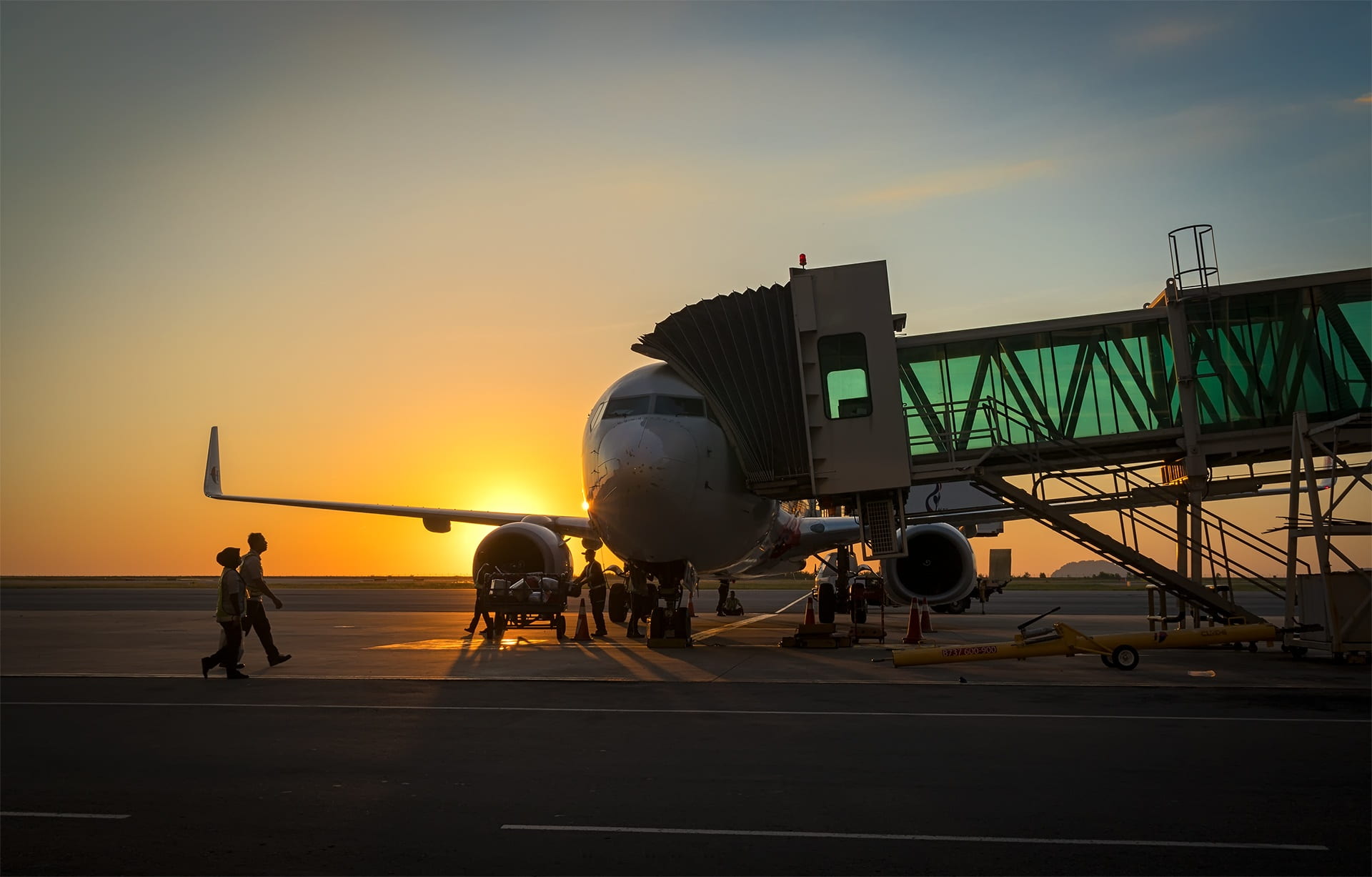 technology, yellow, concrete, workers, structure, mode of transportation, incidental people, asphalt, 1080P, ramp, architecture, passenger boarding bridge, HD Wallpaper