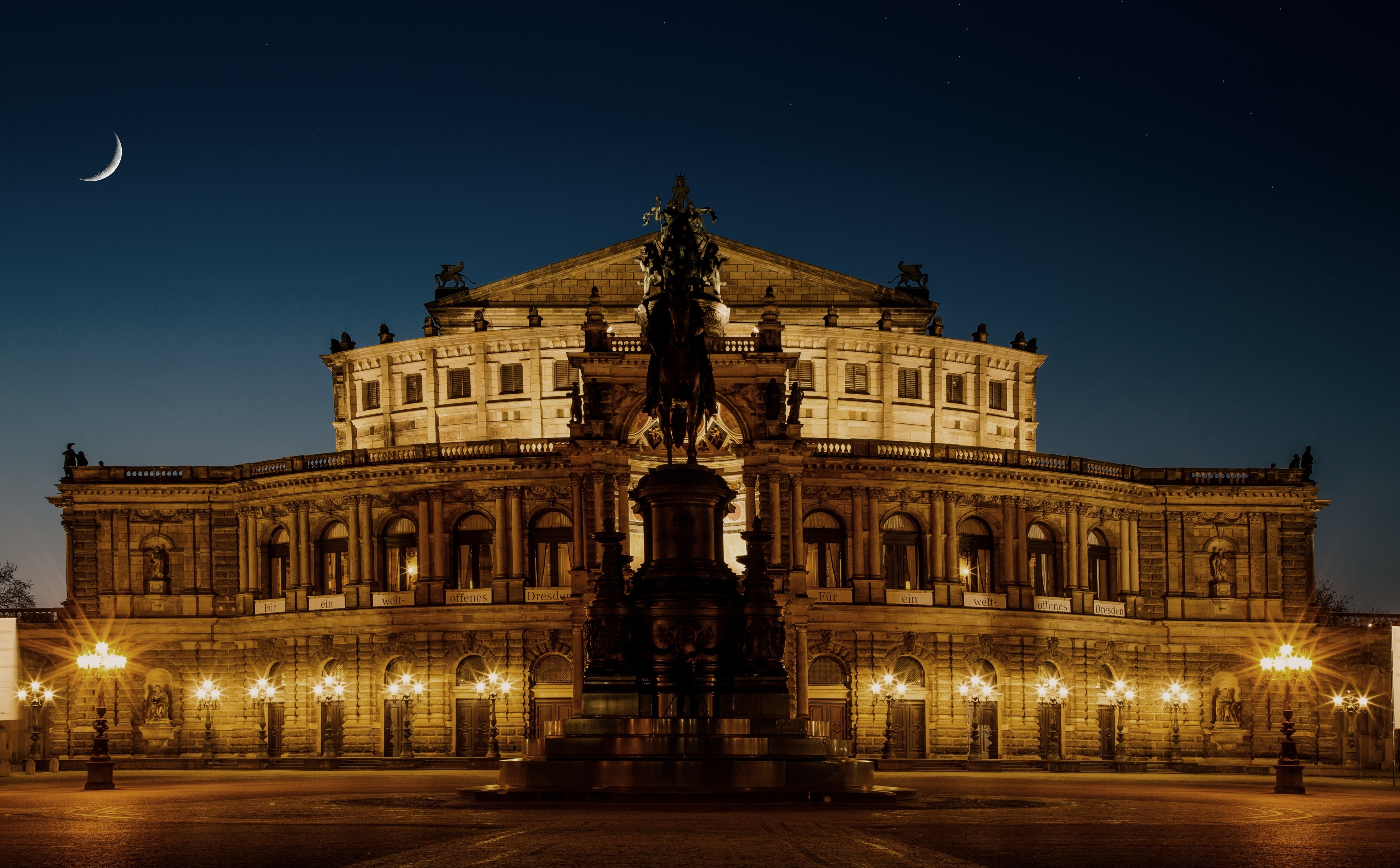 nature, History, Germany, sculpture, arts culture and entertainment, Dresden, outdoors, concrete, Architecture, city, statue, travel destinations, operahouse, HD Wallpaper