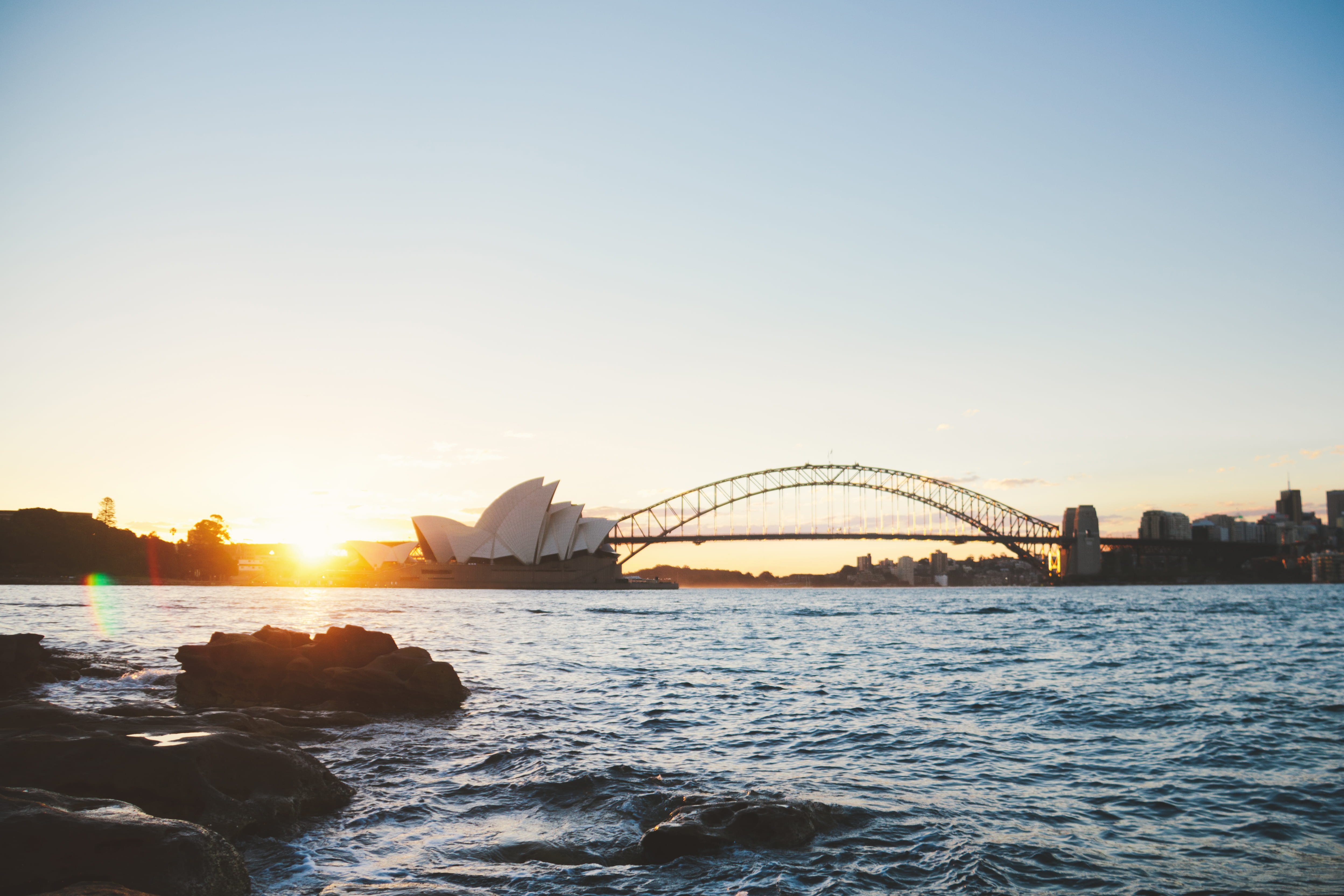 sun, house, sydney, office building exterior, sunset, no people, sunlight, sea, opera, opera house, 4K, outdoors, sydner, building exterior, waterfront, HD Wallpaper