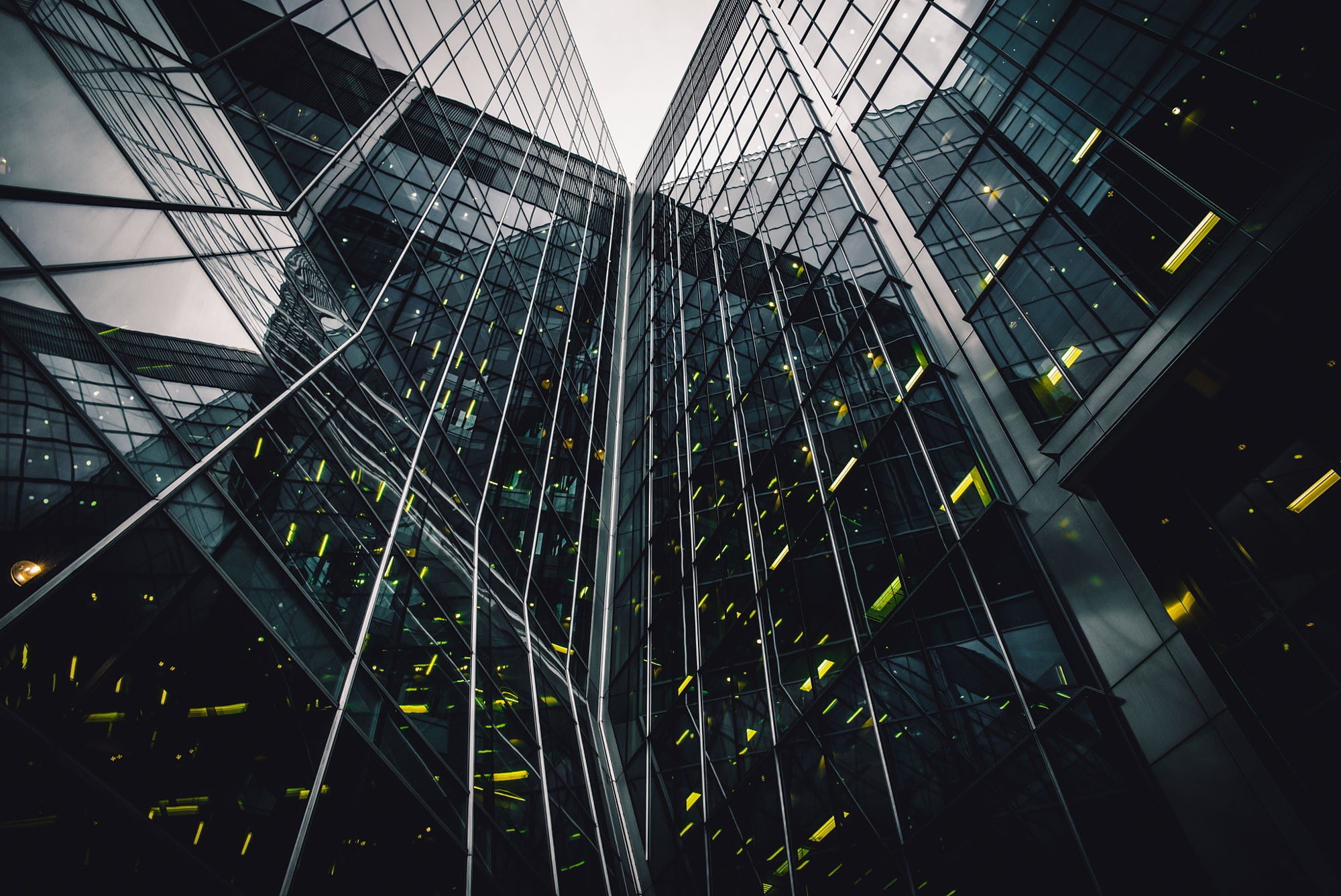 day, low, rise, illuminated, dusk, skyscraper, tall - high, low angle view, no people, reflection, glass - material, photography, modern, 1080P, cityscape, HD Wallpaper