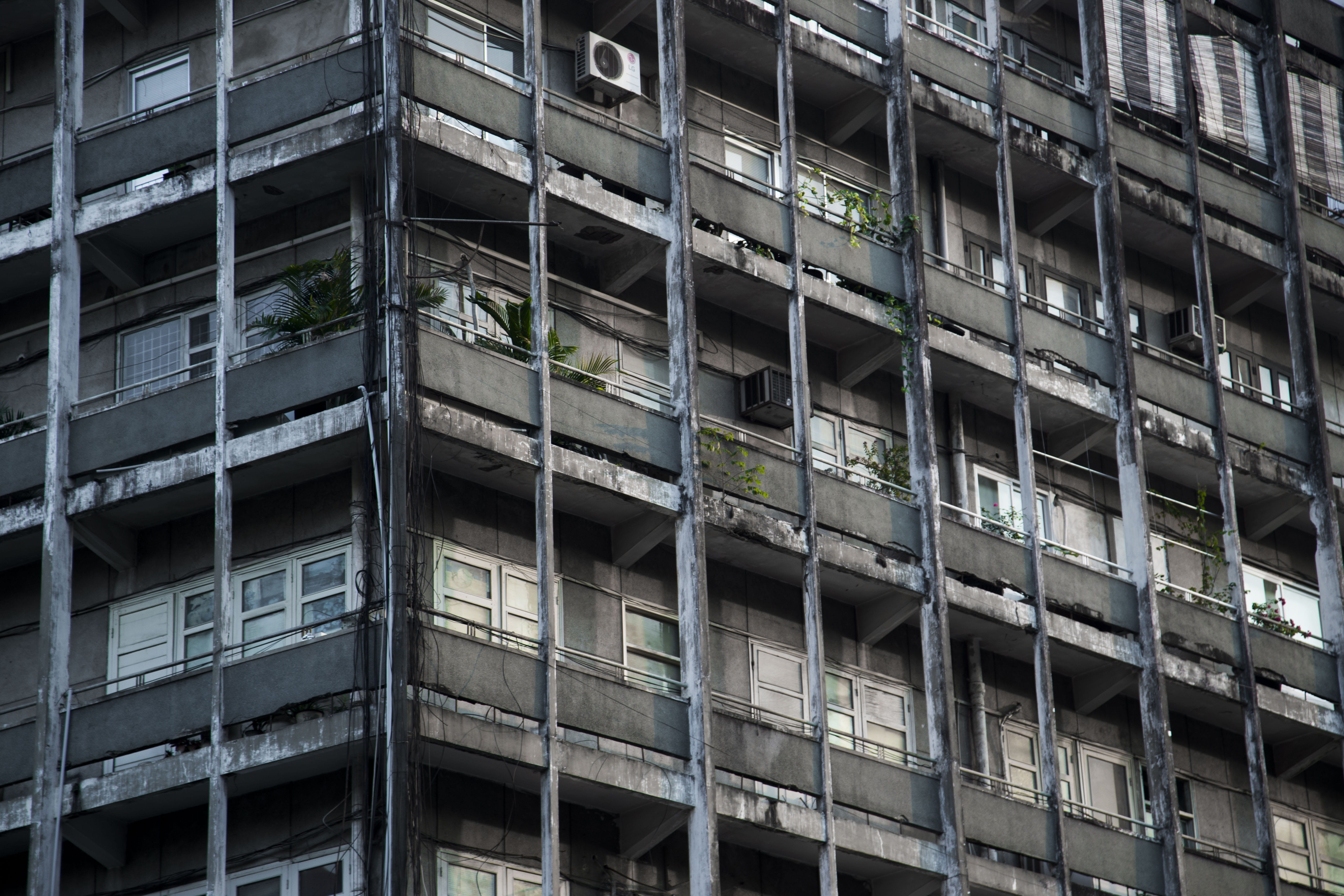 building, gray, low angle view, construction industry, residential district, building exterior, outdoors, decay, city, windows, repetition, backgrounds, HD Wallpaper