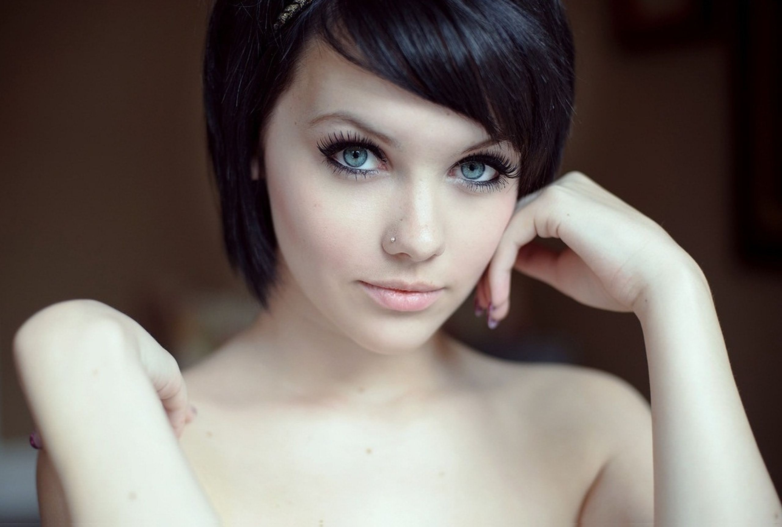 short, art, brunettes, clarke, women, hd, pale, eyes, hair, piercing, mellisa, nose, abstract, blue, skin, x, 2K, photography, HD Wallpaper