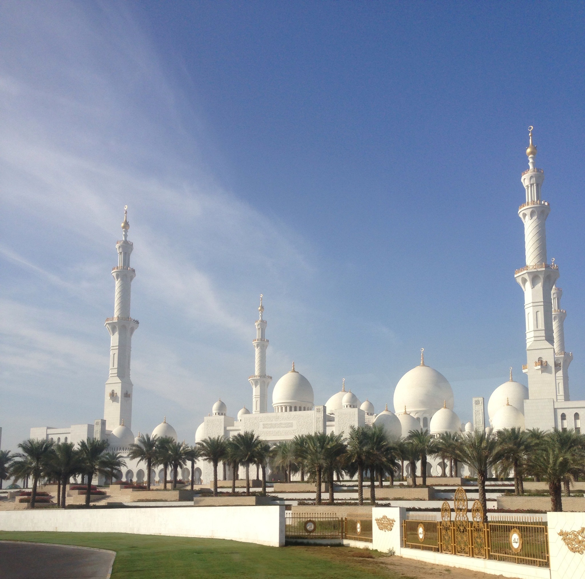 nature, building exterior, religion, architecture, outdoors, moshe, sunlight, tourism, travel destinations, minarets, day, no people, sky, built structure, HD Wallpaper