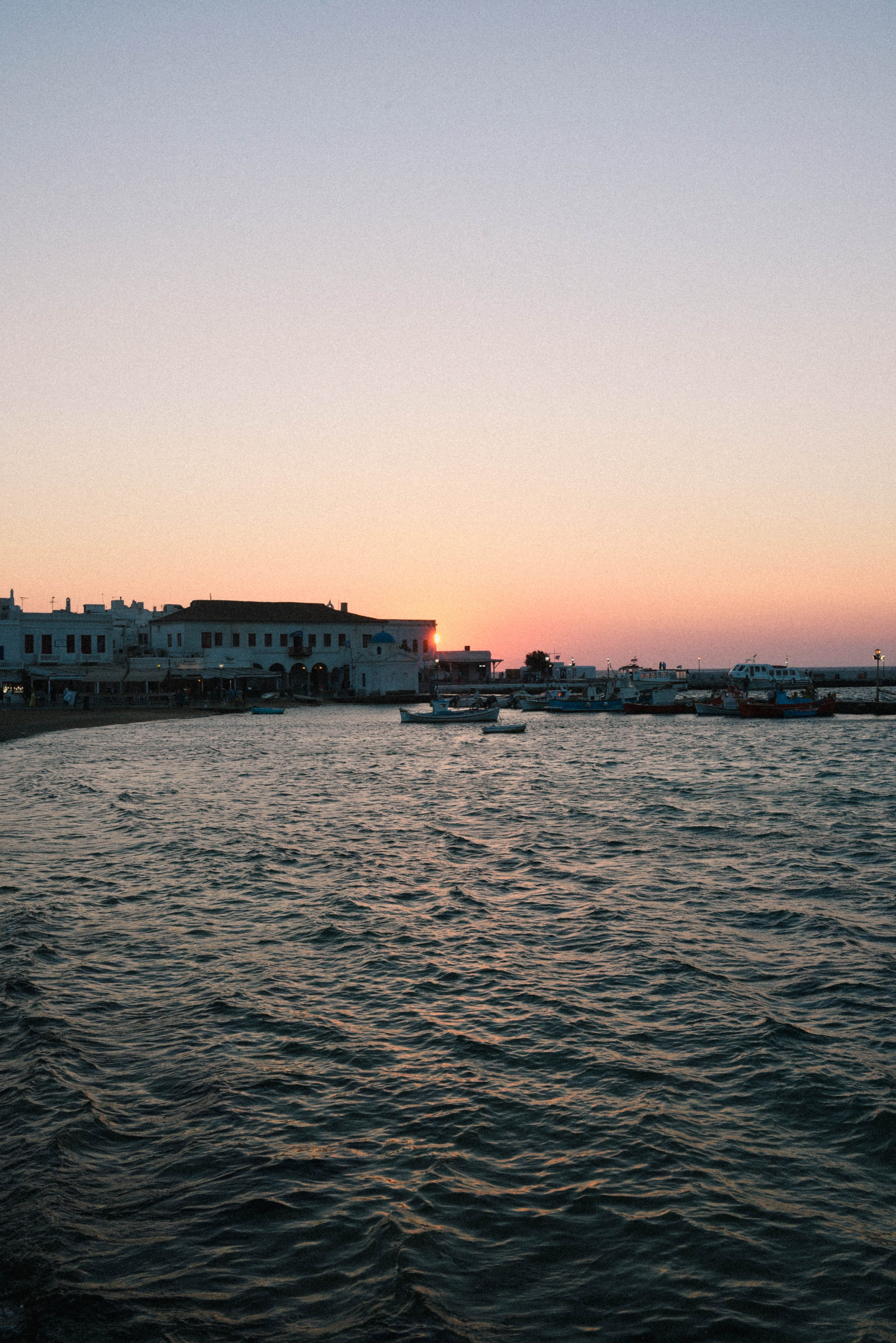 beautiful, greece, building, 5K, grainy, outdoors, waterfront, water, sky, greek island, architecture, building exterior, clear sky, tourist, built structure, Phone HD Wallpaper
