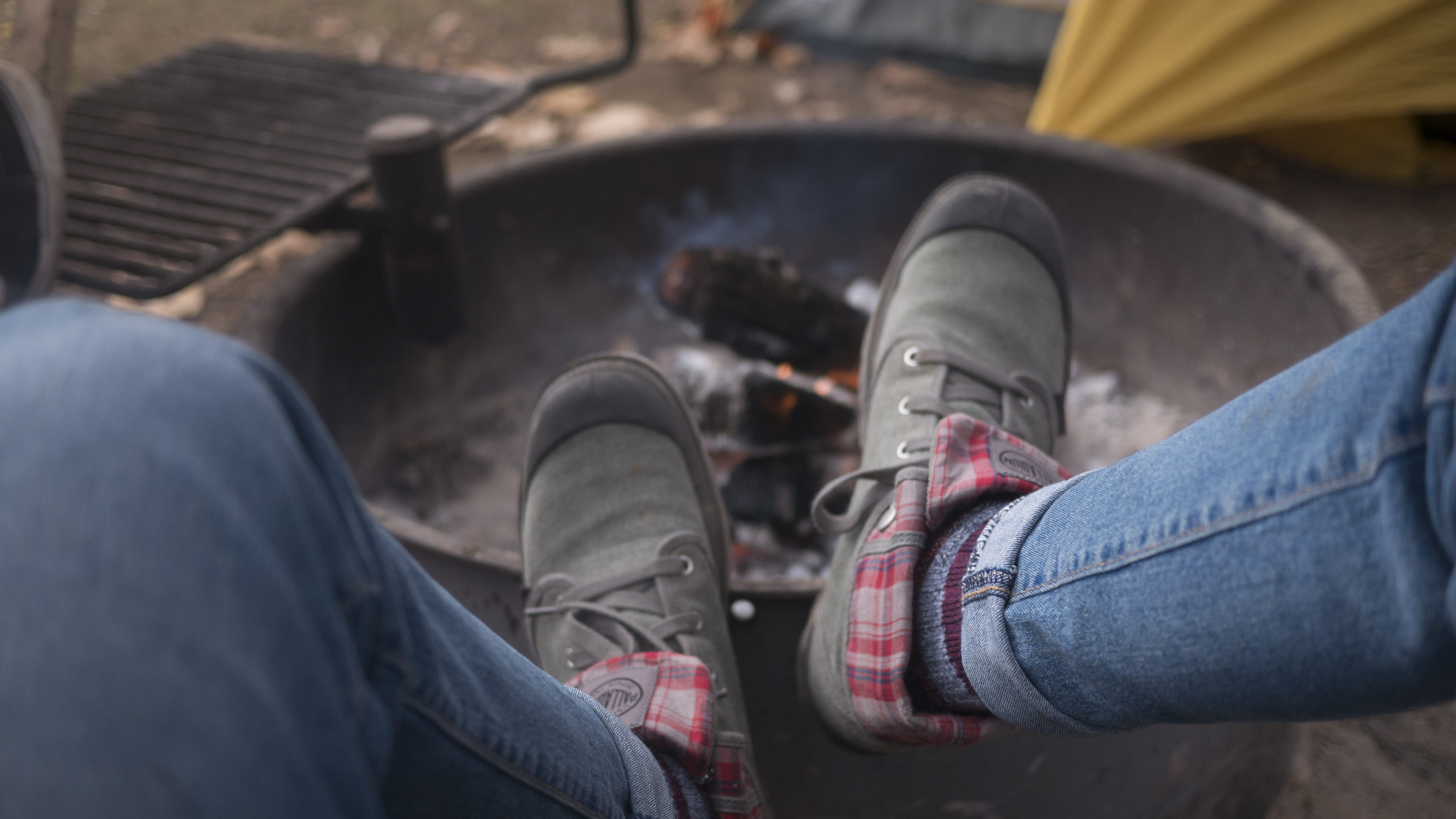 firepit, human body part, united states, tent, 4K, low section, focus on foreground, lifestyles, camping, body part, malibu, boots, leisure activity, day, HD Wallpaper