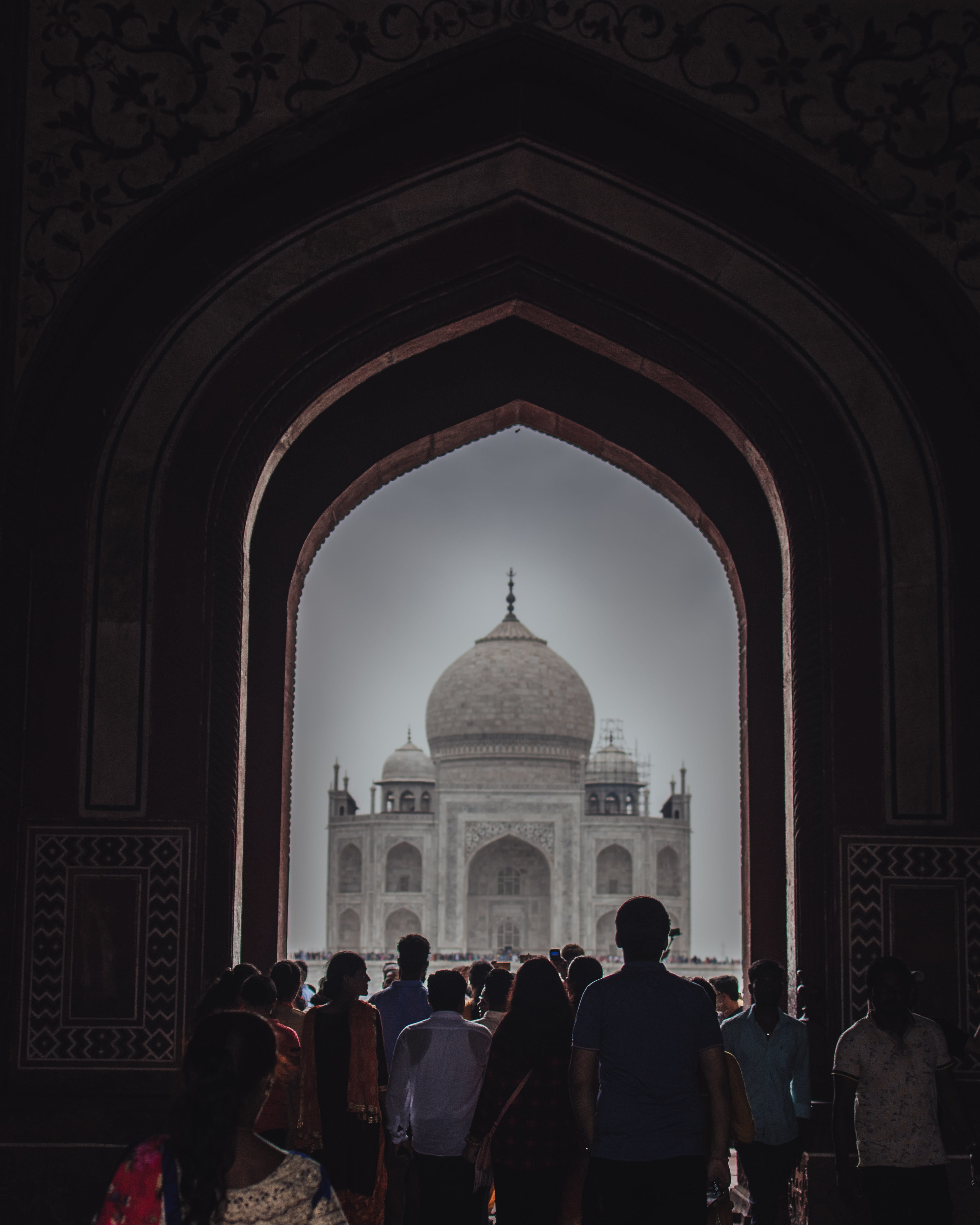 agra, dome, mughal Empire, east Asian Culture, mughal, asia, taj Mahal, religion, tomb, inside, architecture, arch, 4K, indian Culture, view, building Exterior, Phone HD Wallpaper