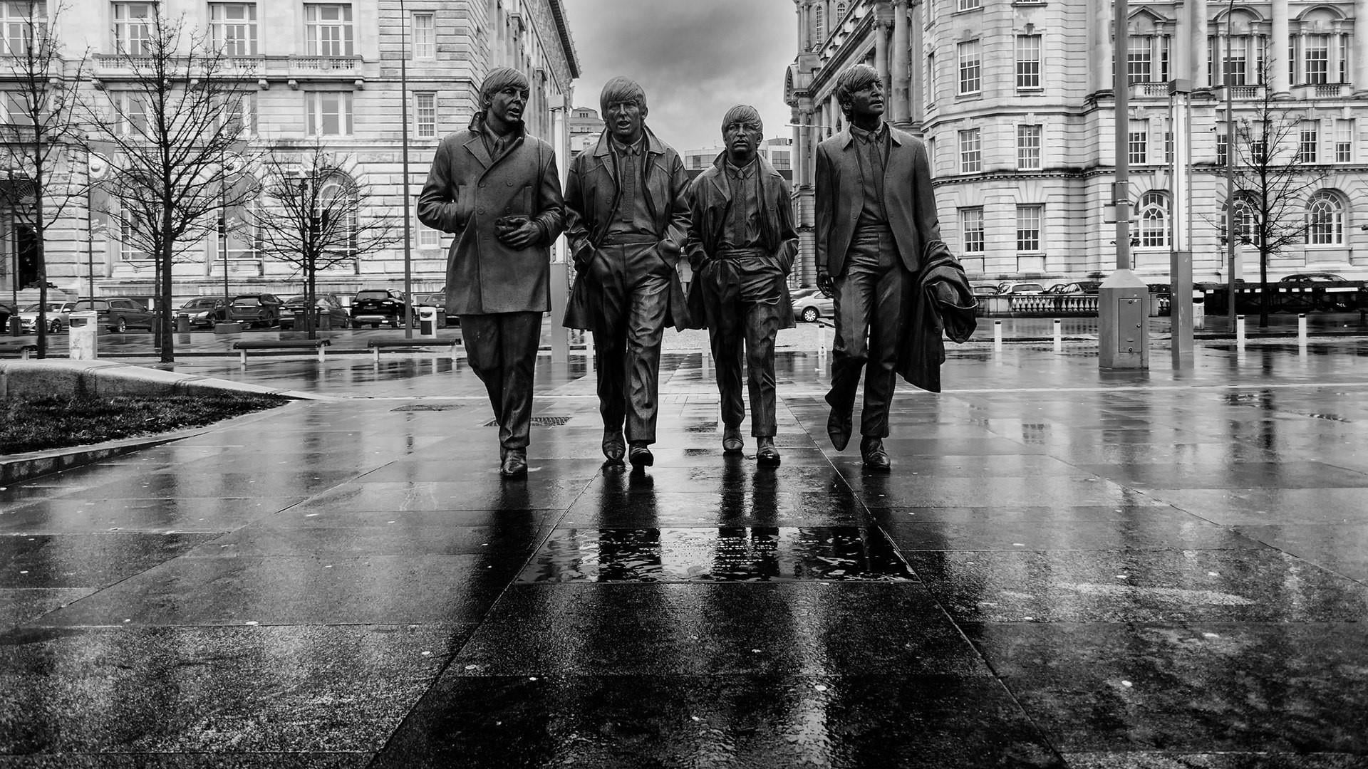 1080P, europe, city life, liverpool, square, united kingdom, wet, outdoors, built structure, city, architecture, water, full length, beatles, real people, HD Wallpaper