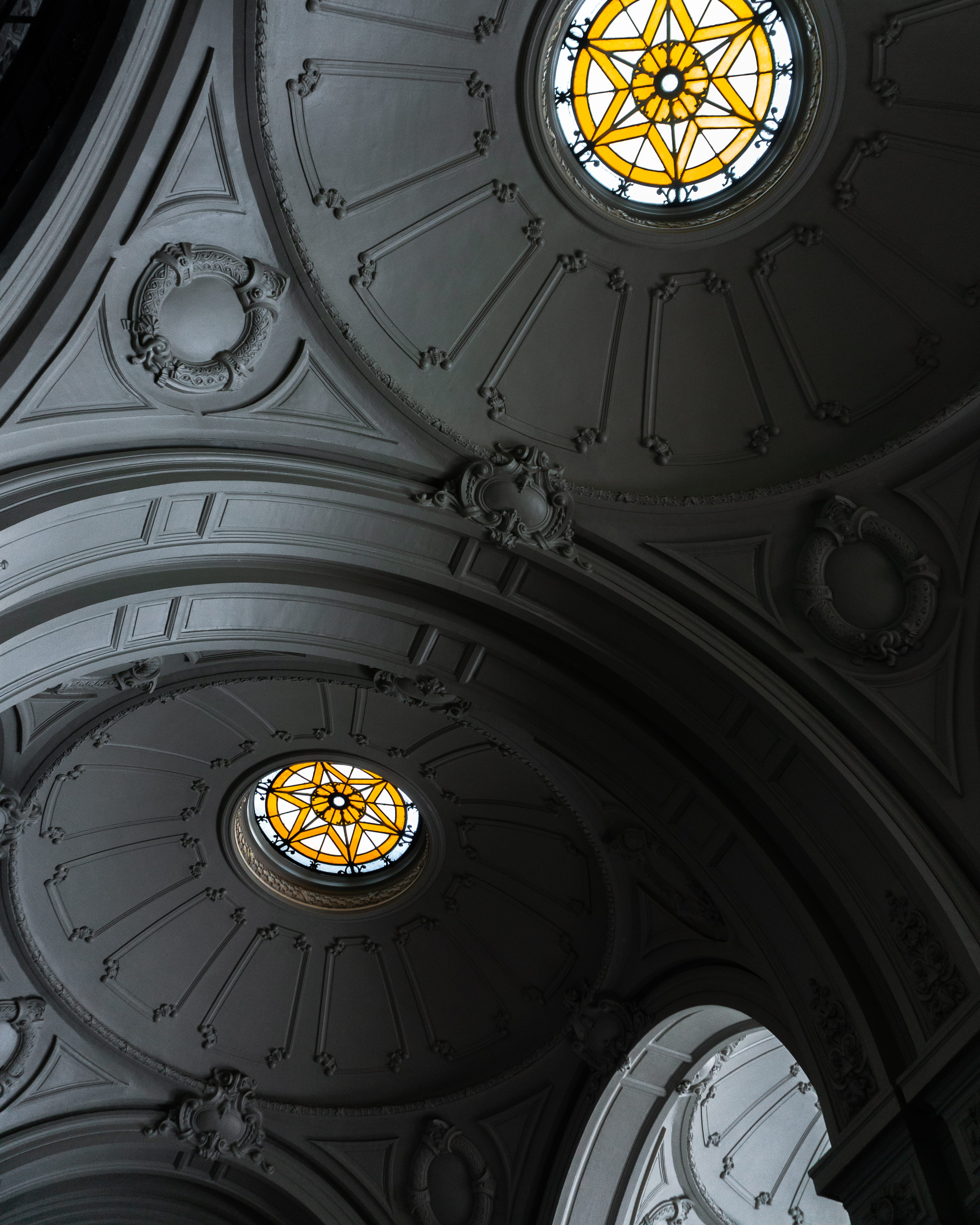 religion, place of worship, church, cupola, arched, ballroom, architecture and art, room, ceiling, illuminated, lighting, tower, hall, concrete, ornate, Phone HD Wallpaper