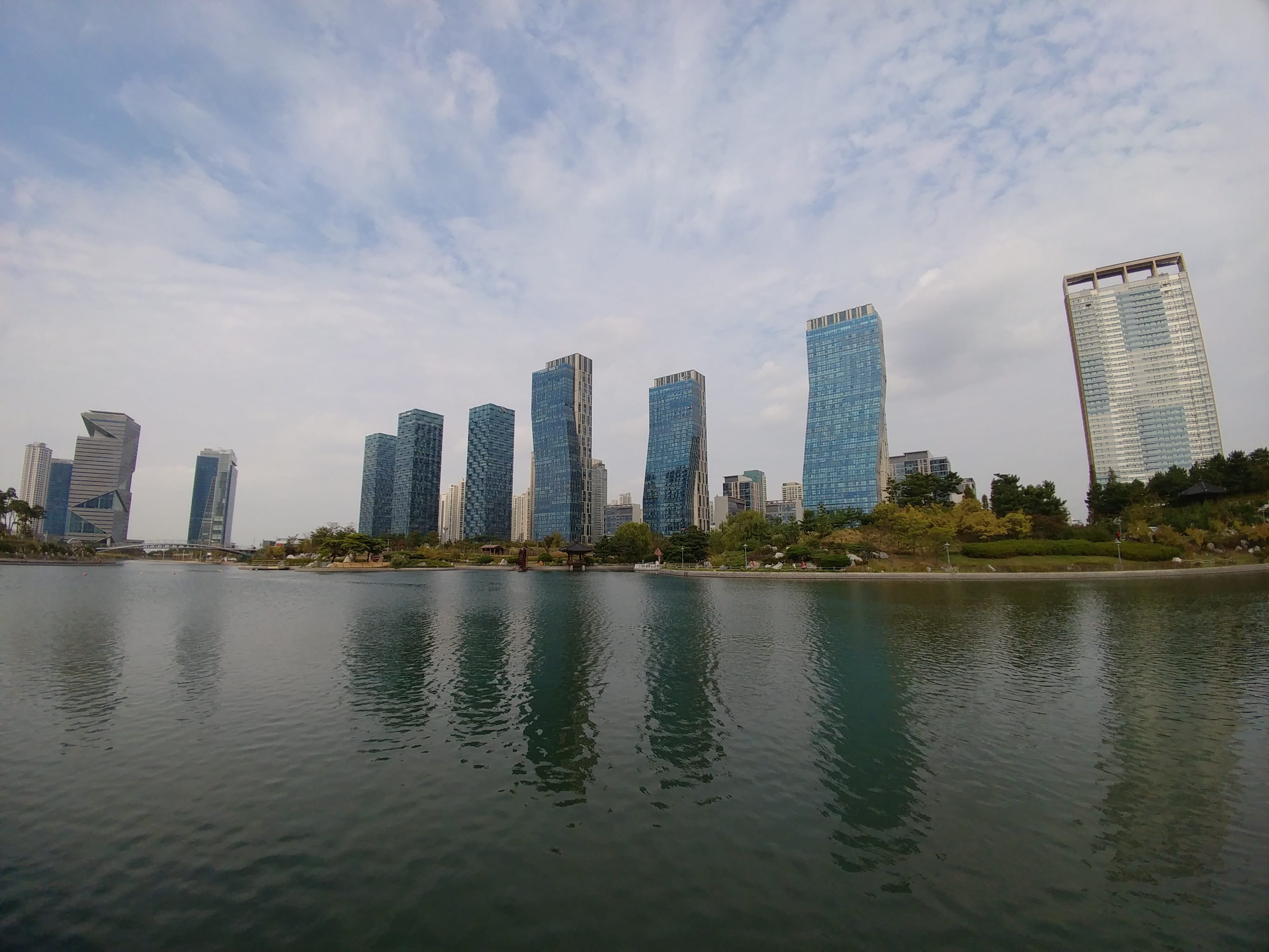 architecture, building exterior, lake, outdoors, sky, office, office building exterior, modern, urban skyline, landscape, reflection, nature, City, urban, HD Wallpaper
