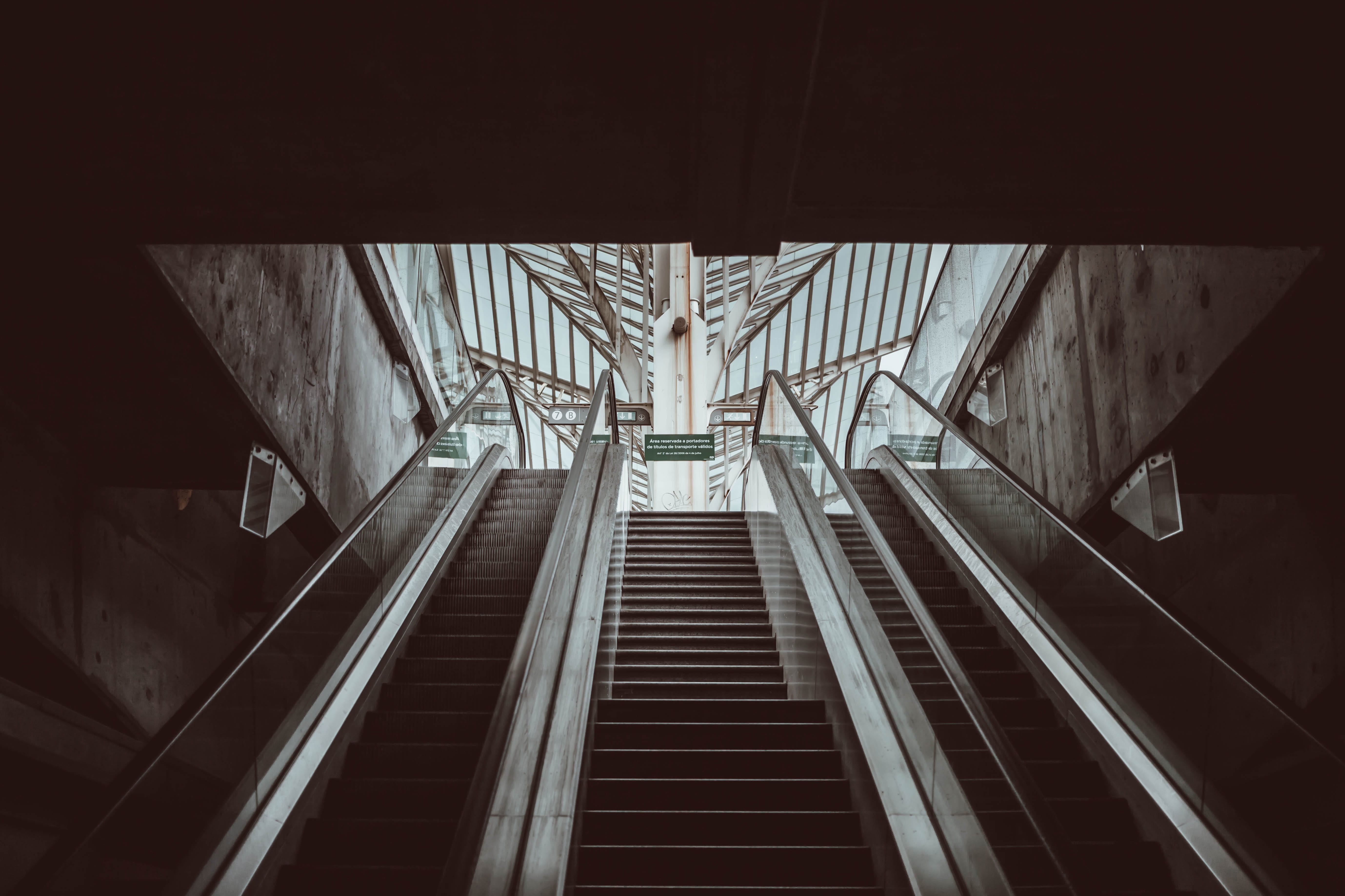 ceiling, directly below, gray, concrete, underground, staircase, modern, symmetry, technology, turned, diminishing perspective, connection, railing, town, HD Wallpaper