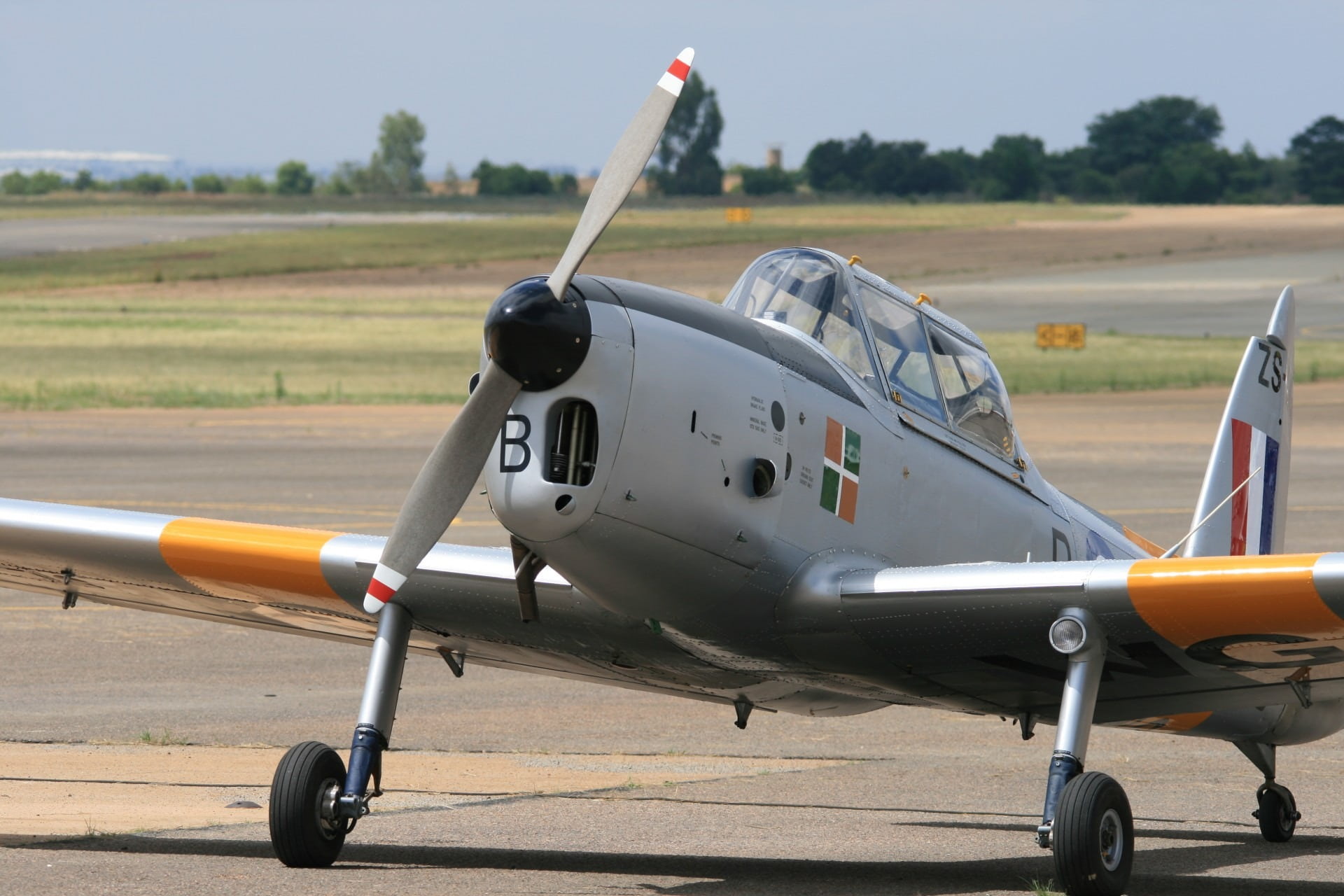 airport, fixed wing aircraft, flying, nature, heritage, outdoors, parked, no people, propeller, travel, day, cockpit, sky, military, 1080P, south african air force museum, HD Wallpaper