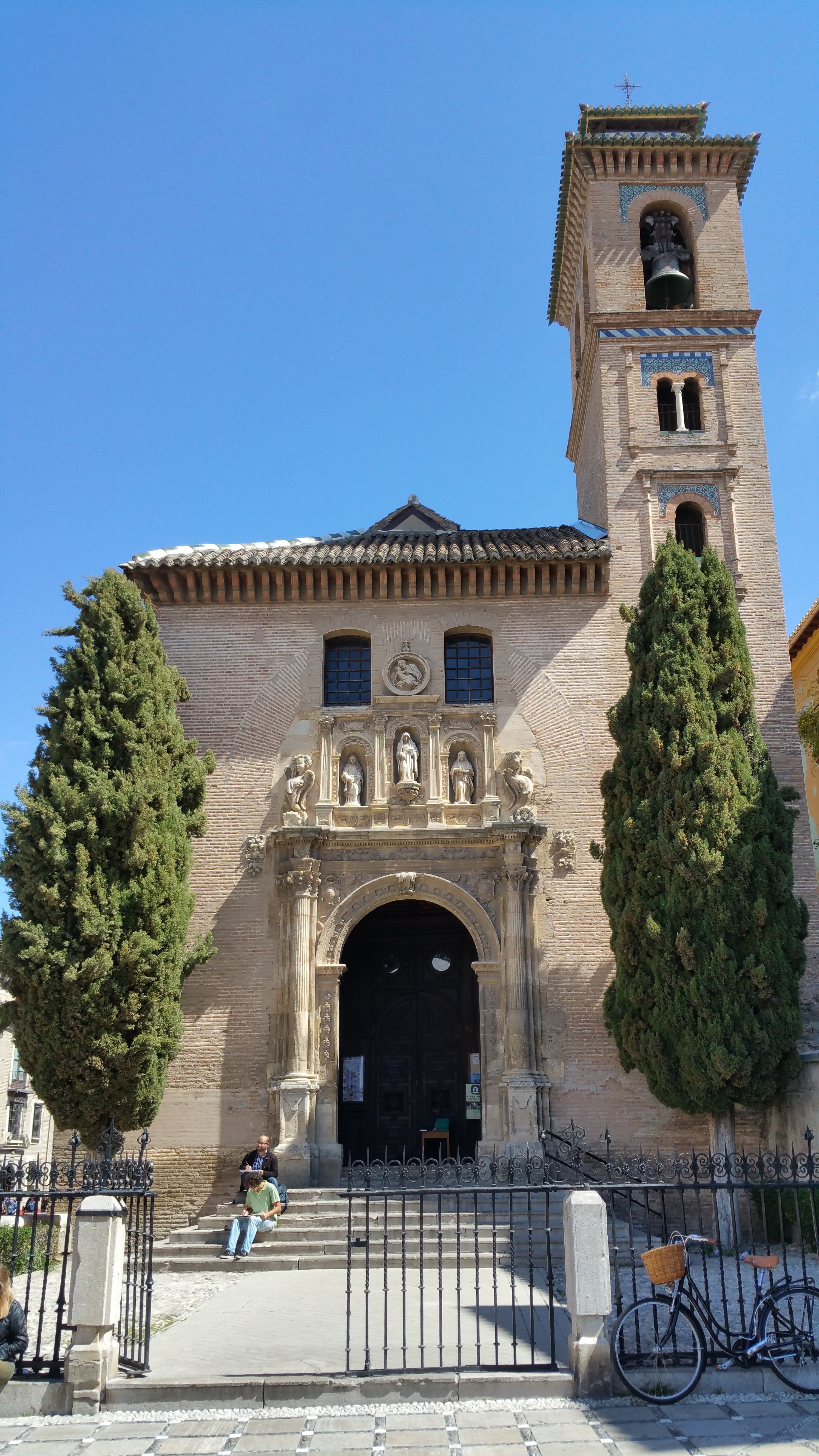 clock, nature, granada, tower, arch, saint giles, andalusia, day, architecture, place of worship, church, built structure, 5K, saint anna, plant, building, Phone HD Wallpaper